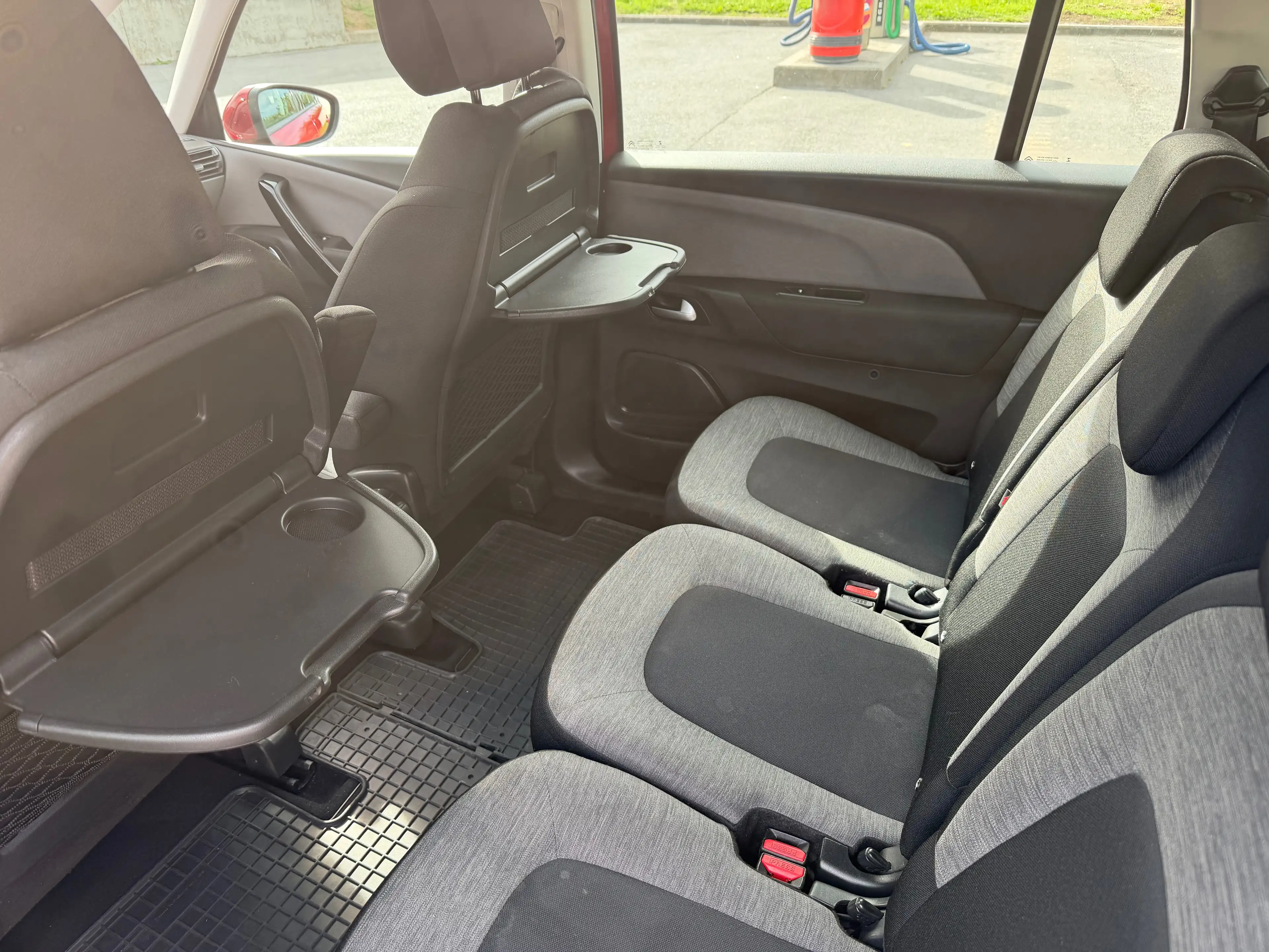 Citroen Grand C4 Picasso Grand C4 Picasso 1.6 HDi 7 places*Garantie 1an* — photo 8
