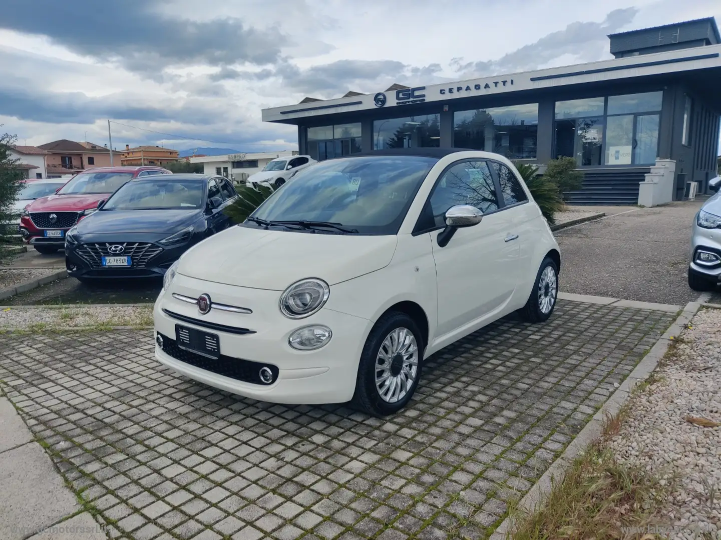 Fiat 500 C 1.0 Hybrid Wit - 1