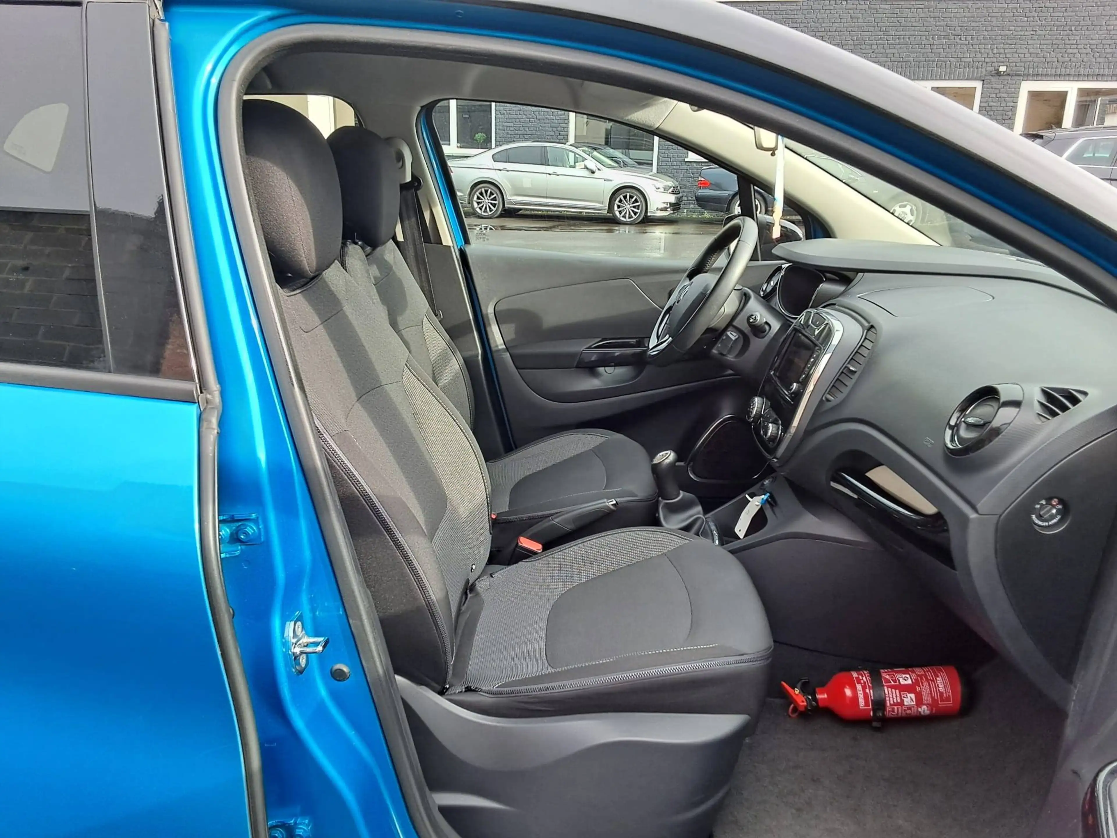 Renault Captur 0.9 TCe Energy Intens NAVI  PARKH ACHTER BLUET — photo 13