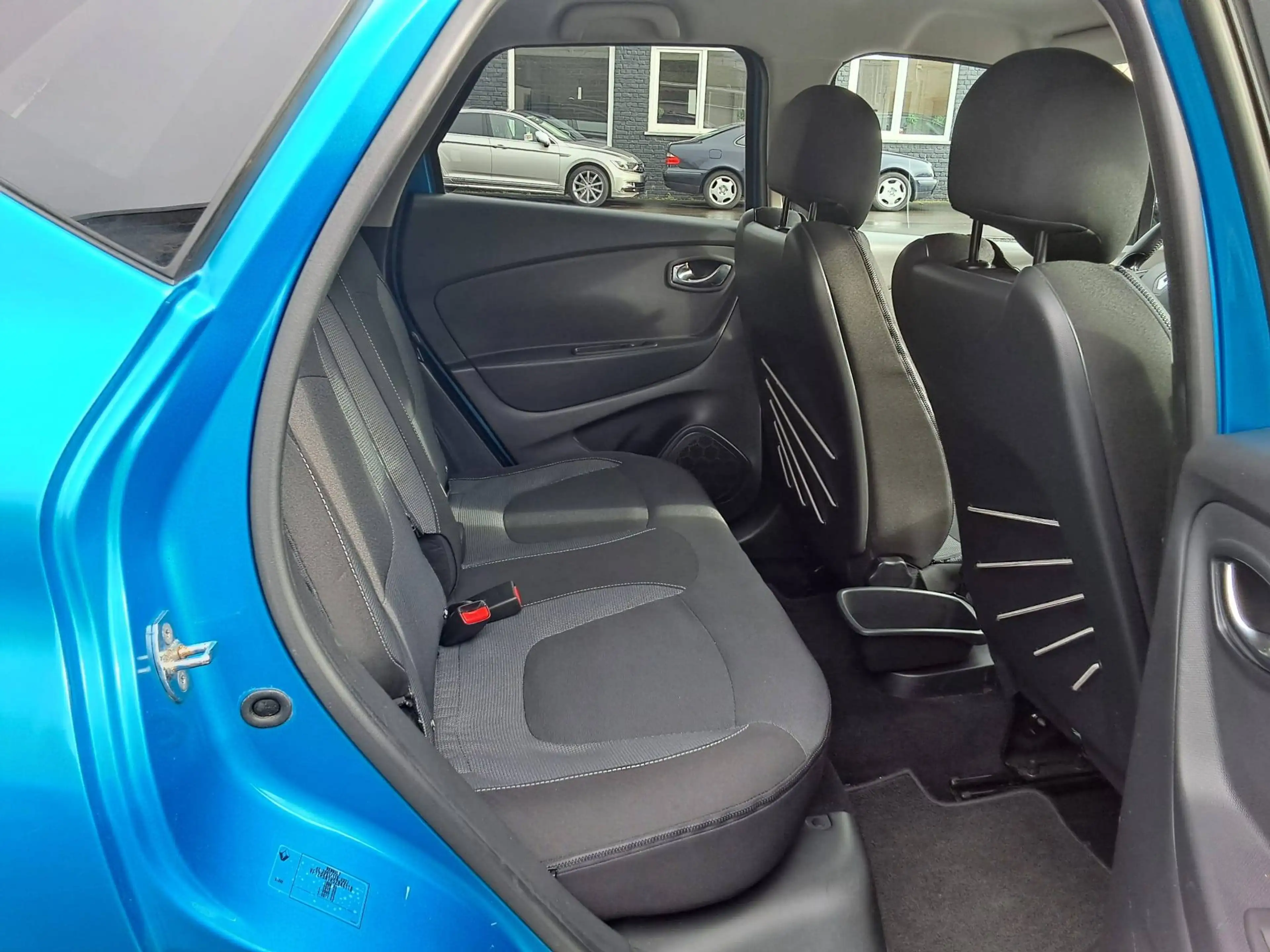 Renault Captur 0.9 TCe Energy Intens NAVI  PARKH ACHTER BLUET — photo 12