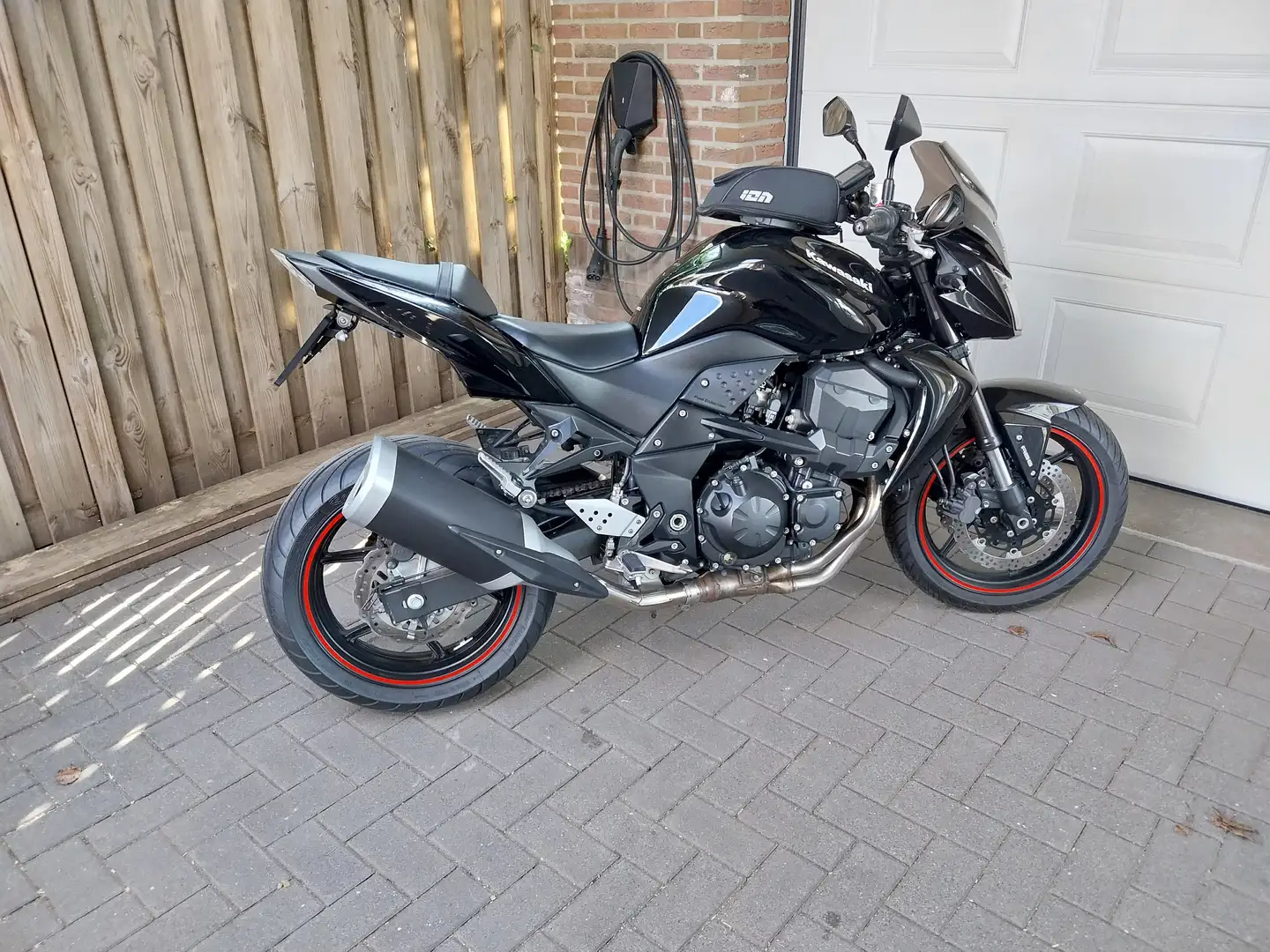 Kawasaki ZR 750 Z750 r abs Siyah - 2