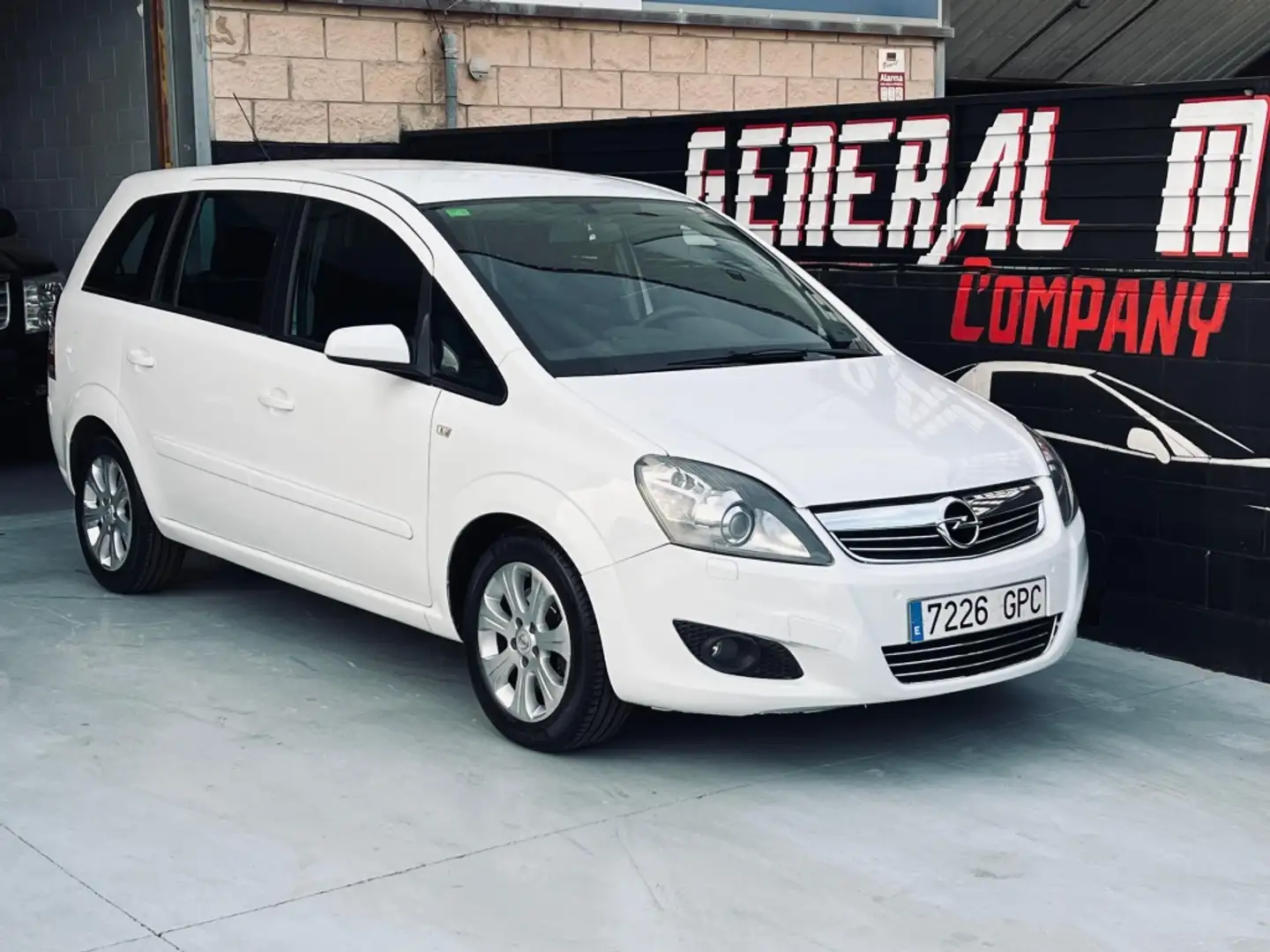 Opel Zafira 1.9CDTi 111Years 120 Aut. Blanco - 1