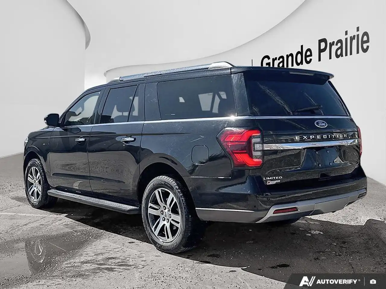 Ford Expedition снимка Ford Expedition