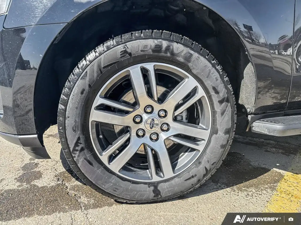 Ford Expedition снимка Ford Expedition