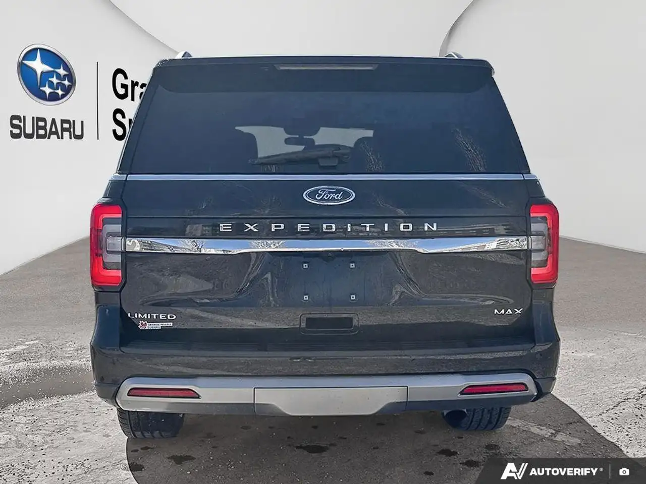 Ford Expedition снимка Ford Expedition