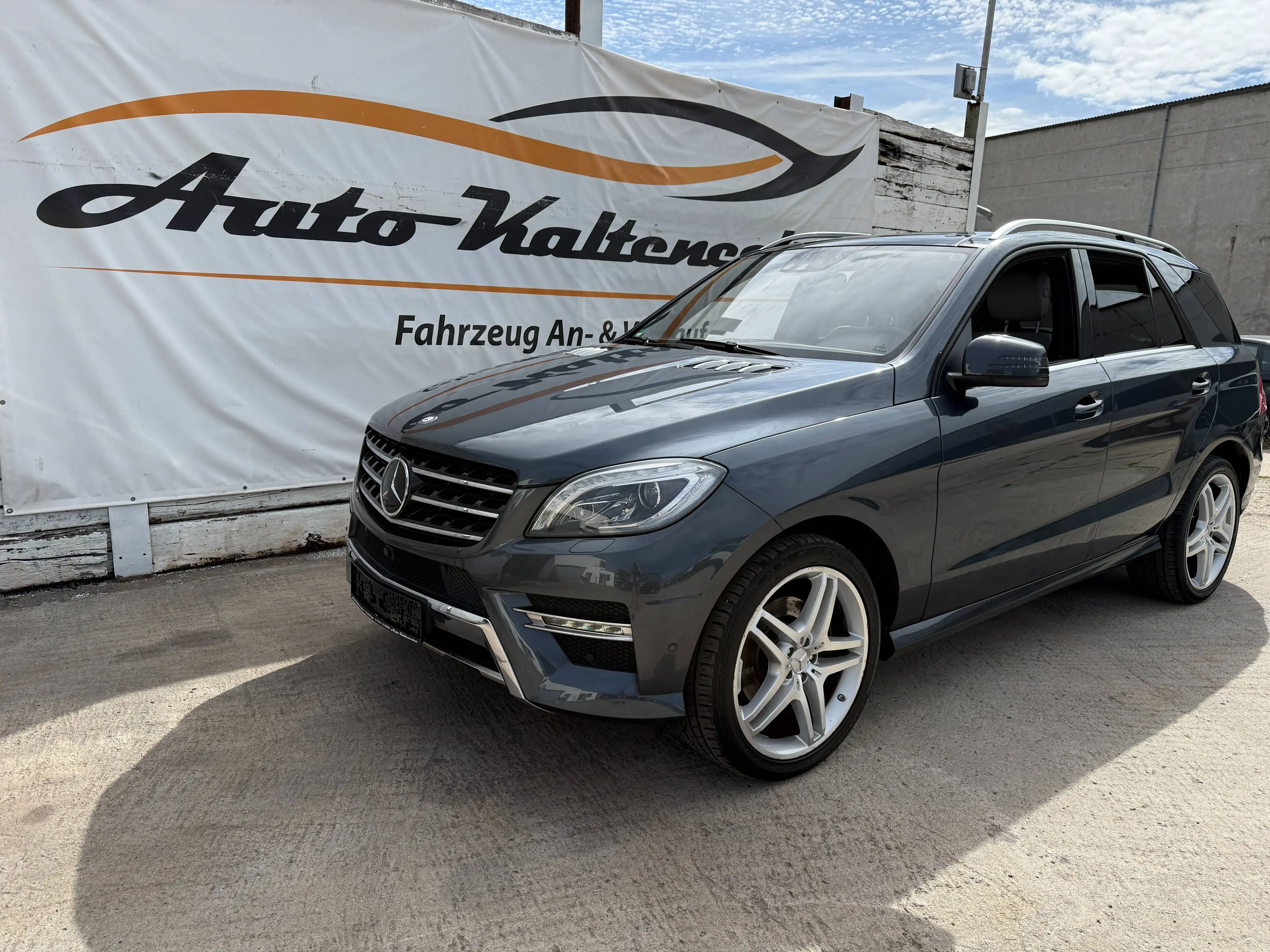 Mercedes-Benz ML 350 ML 350 CDI BlueTec*AMG LINE*4Matic*H&K*PANO*ST.HEIZ*Memory*TOT-W*SpurH