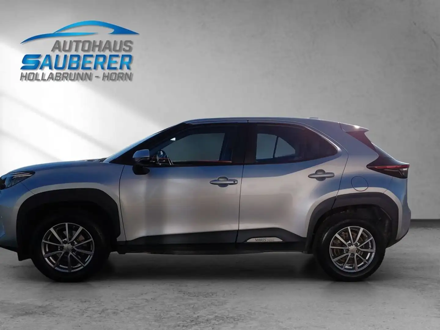 Toyota Yaris Cross 1,5 VVT-ie *Active* Argent - 2