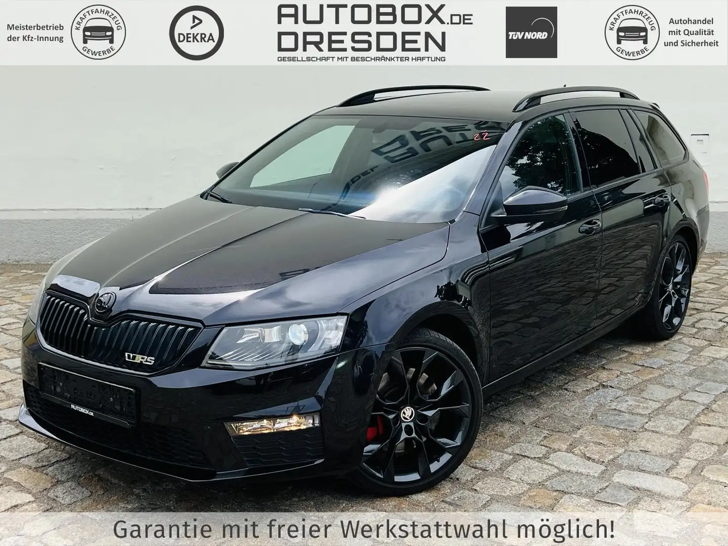 Skoda Octavia RS Combi 2.0 TSI +AHK+BT+NAVI+SHZ+XENON+ Schwarz - 1
