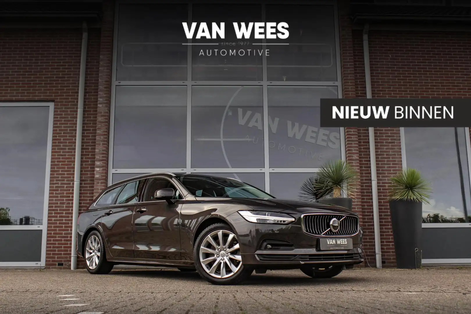 Volvo V90 2.0 B4 Business Pro 197 pk | 1e eigenaar | NL auto Grijs - 1