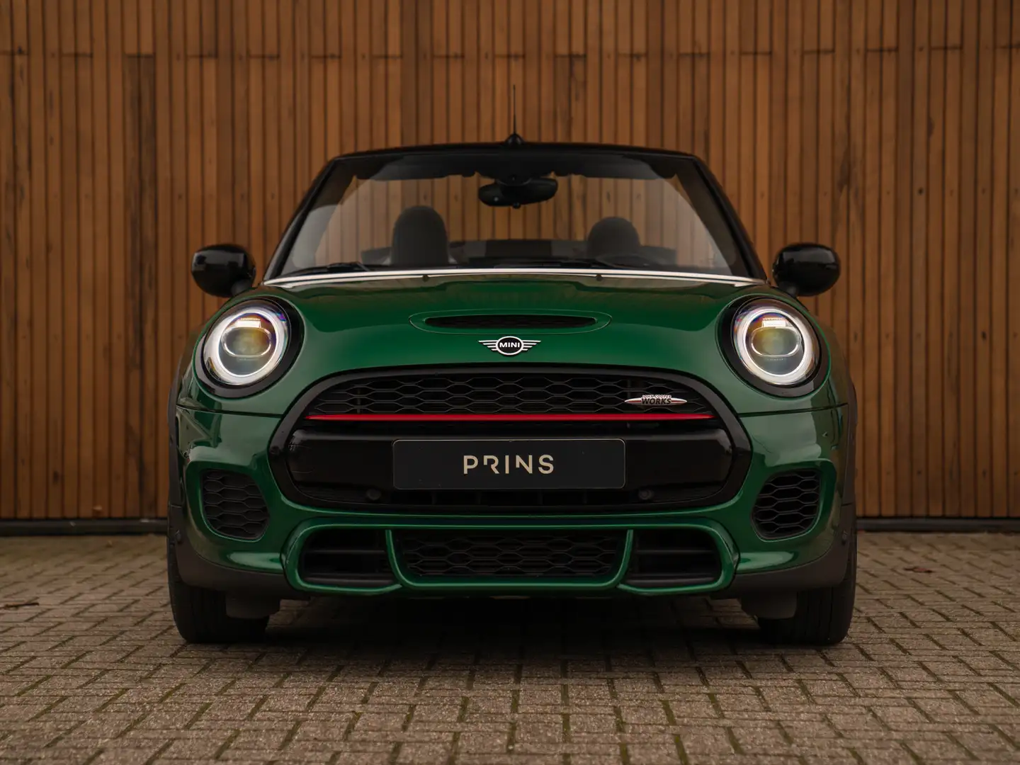 MINI John Cooper Works Cabrio Mini 2.0 Chili | Harman/Kardon | Camera | Stoelver Vert - 2
