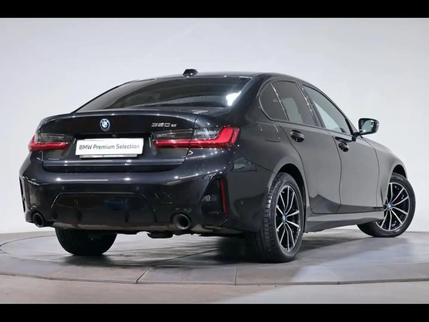 BMW 320 e Berline Kit M Sport Noir - 2