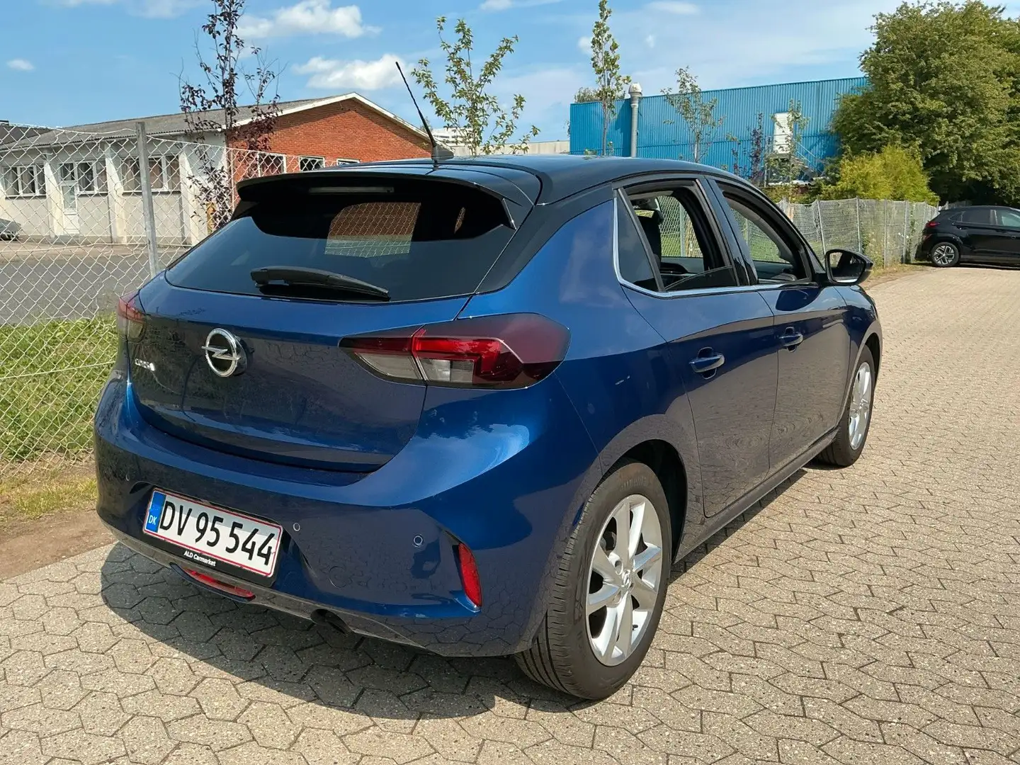 Opel Corsa F Elegance SHZ+LED+Digital+Tempomat+AAC GS Blauw - 2