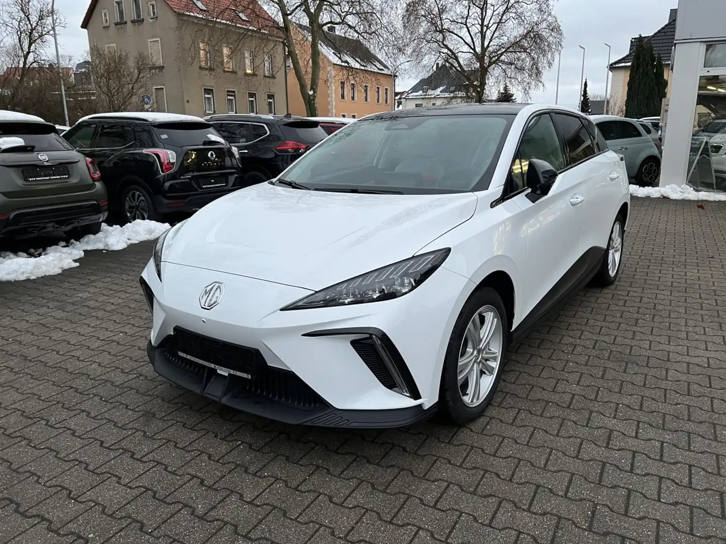 MG MG4 Luxury ✨FACELIFT 2025✨🚀Sofort-Verfügbar🚀 Weiß - 2