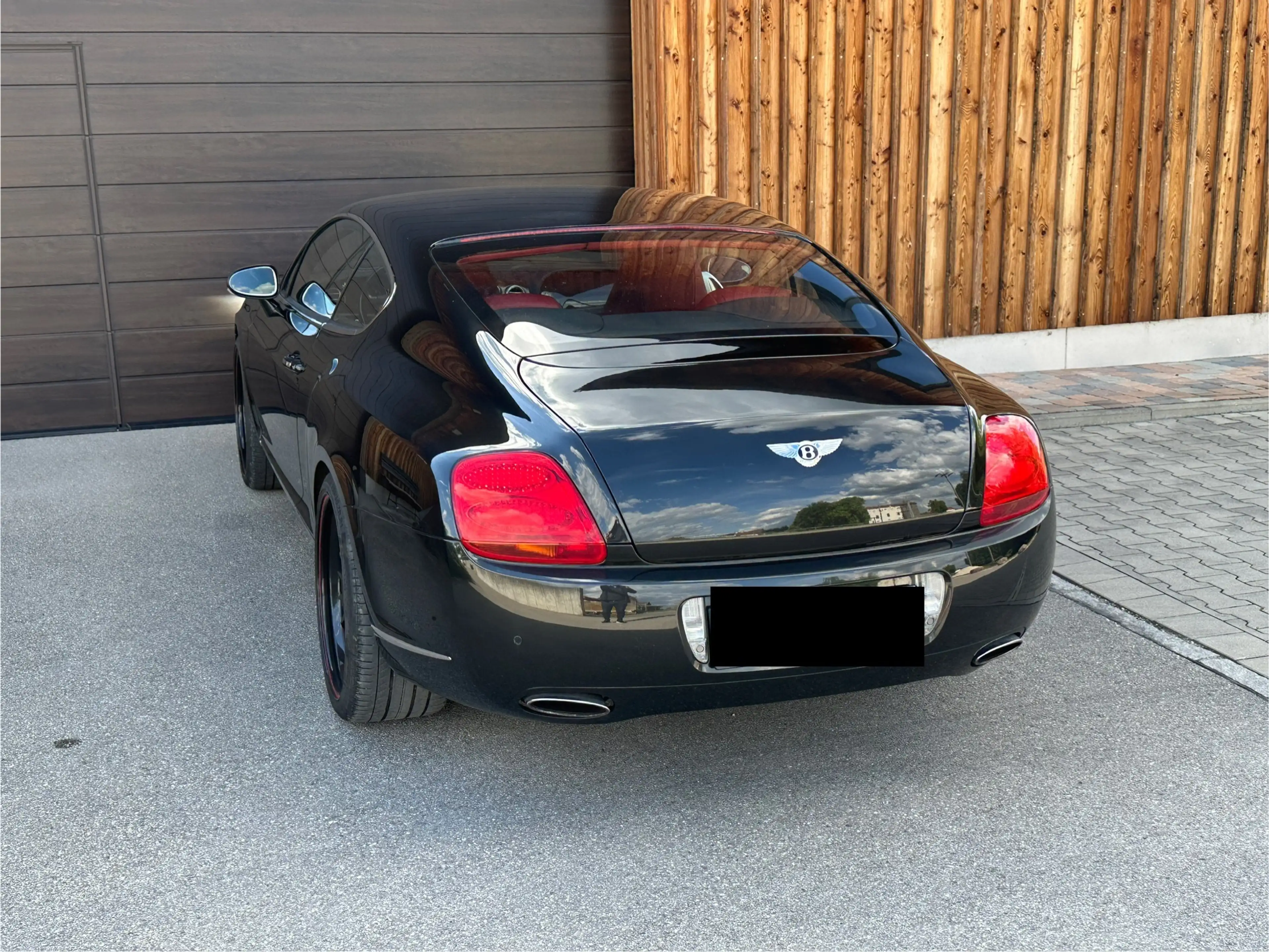 Bentley Continental GT W12 — photo 6
