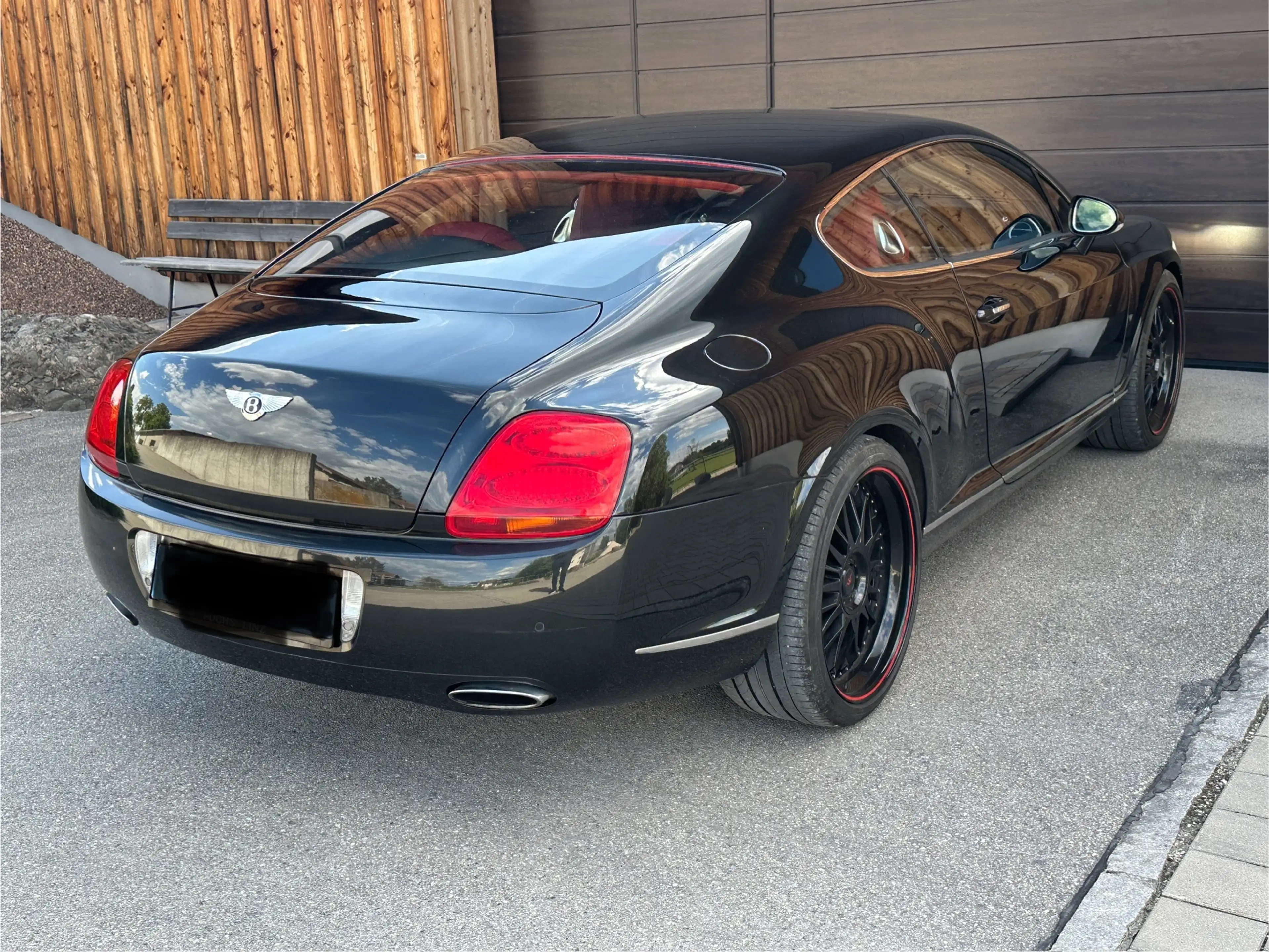 Bentley Continental GT W12 — photo 7