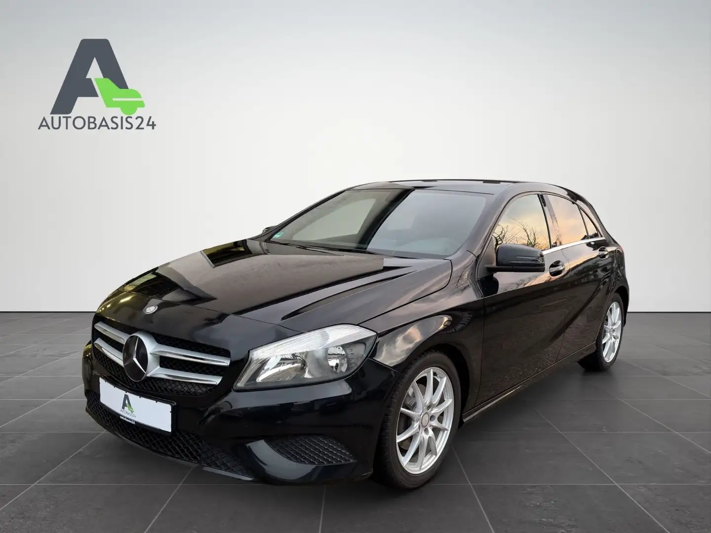 Mercedes-Benz A 180 A180 Urban BlueEfficiency *Sportsitze*Kamera*Alu Schwarz - 1