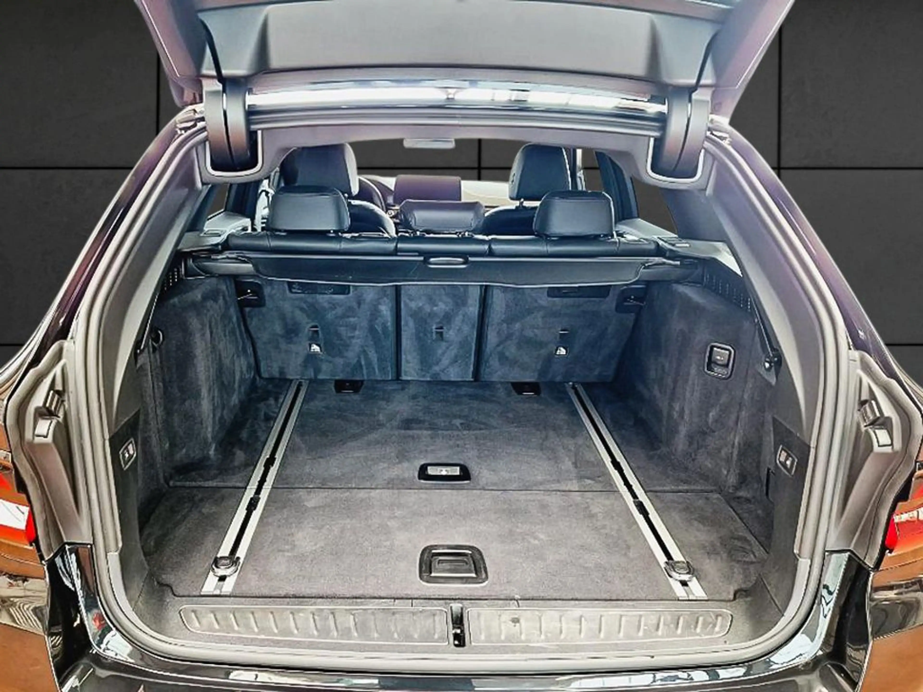 BMW 540 d xDrive Tour M Sport HeadUp AHK Kamera DA SH — photo 9