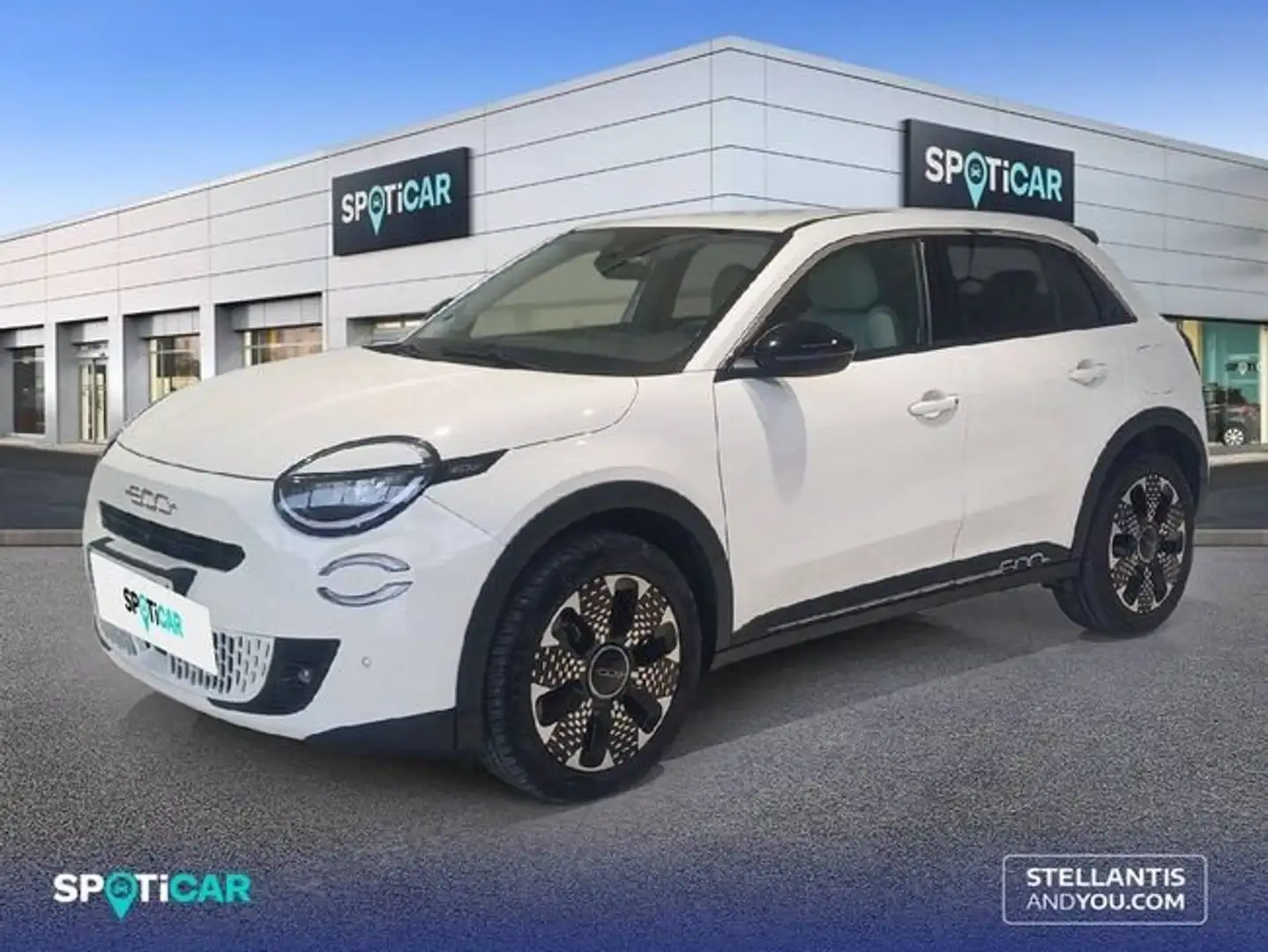Fiat 600 MHEV  1.2 74kW (100CV) DDCT La prima Blanco - 1