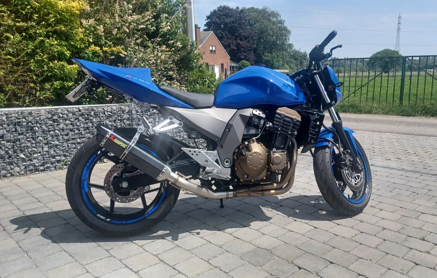 Kawasaki Z 750 Bleu - 2