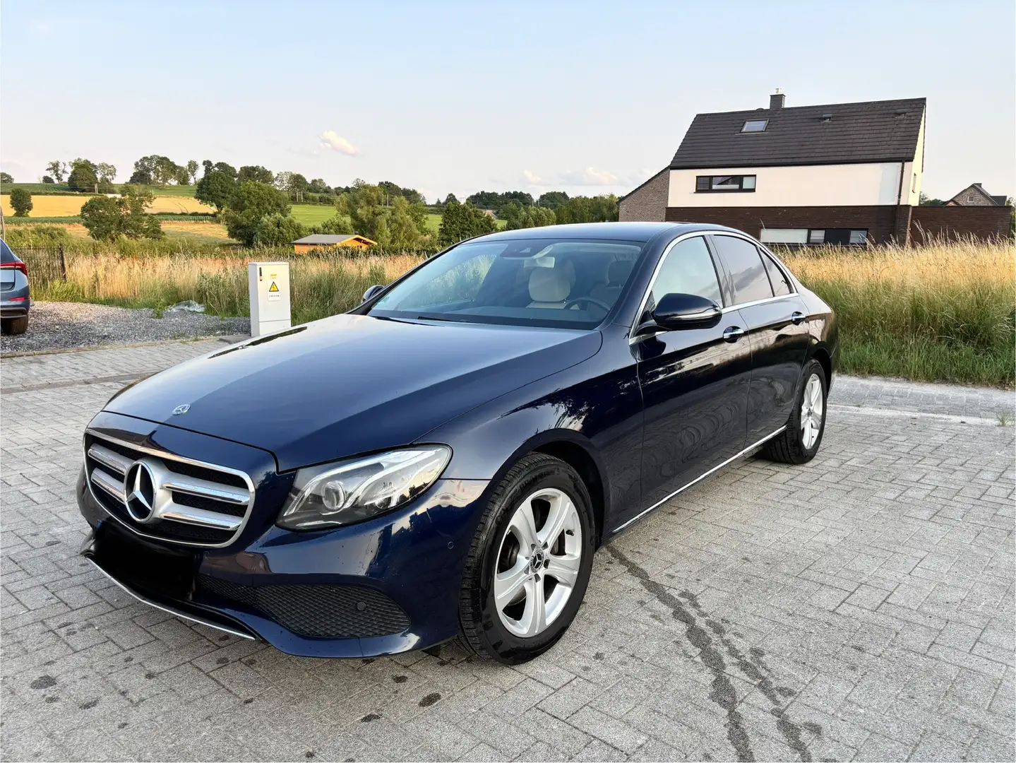 Mercedes-Benz E 220 d 4-Matic - 2