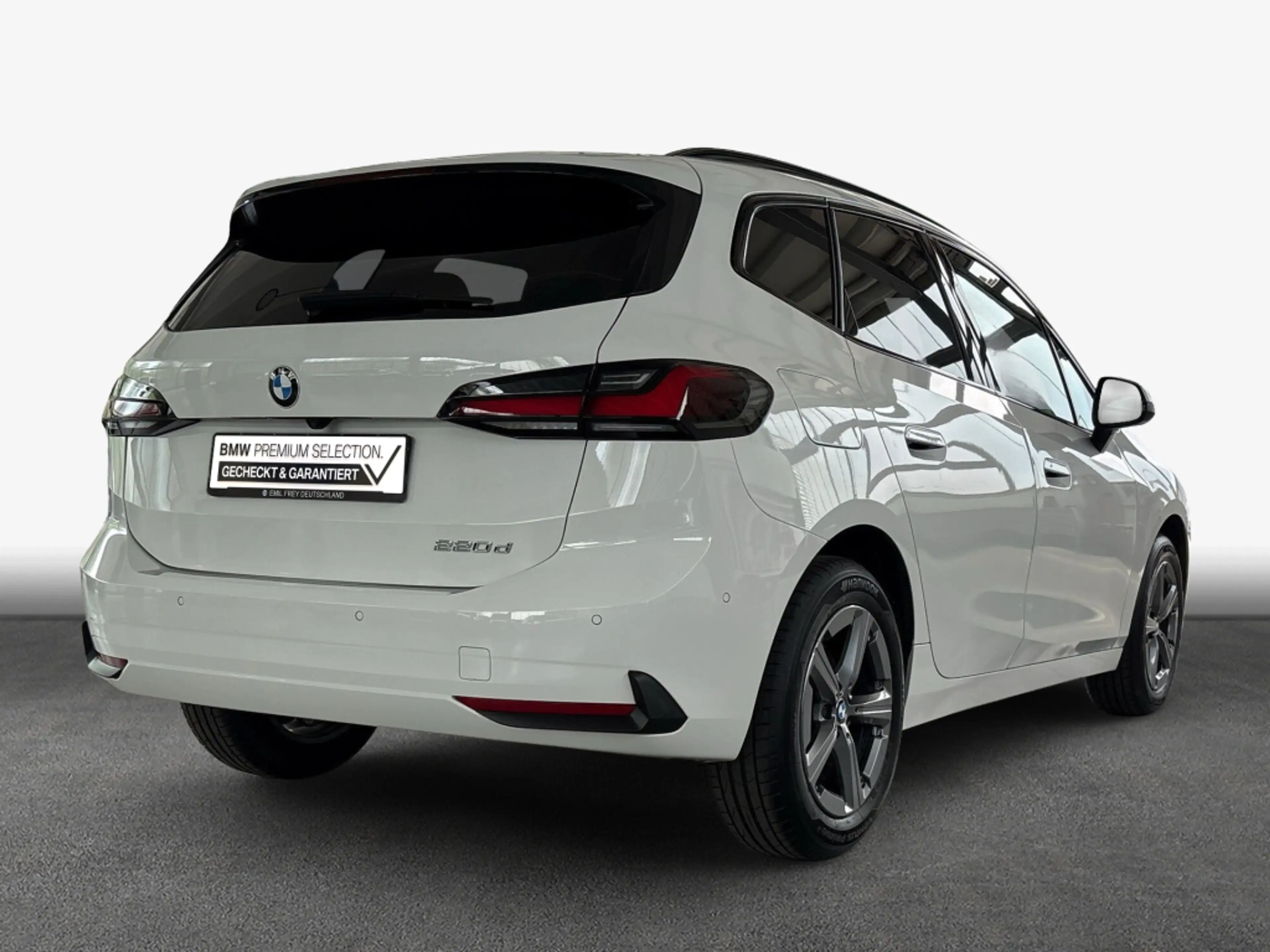 BMW 220 220d Active Tourer Aut. LED* AHK* — photo 2