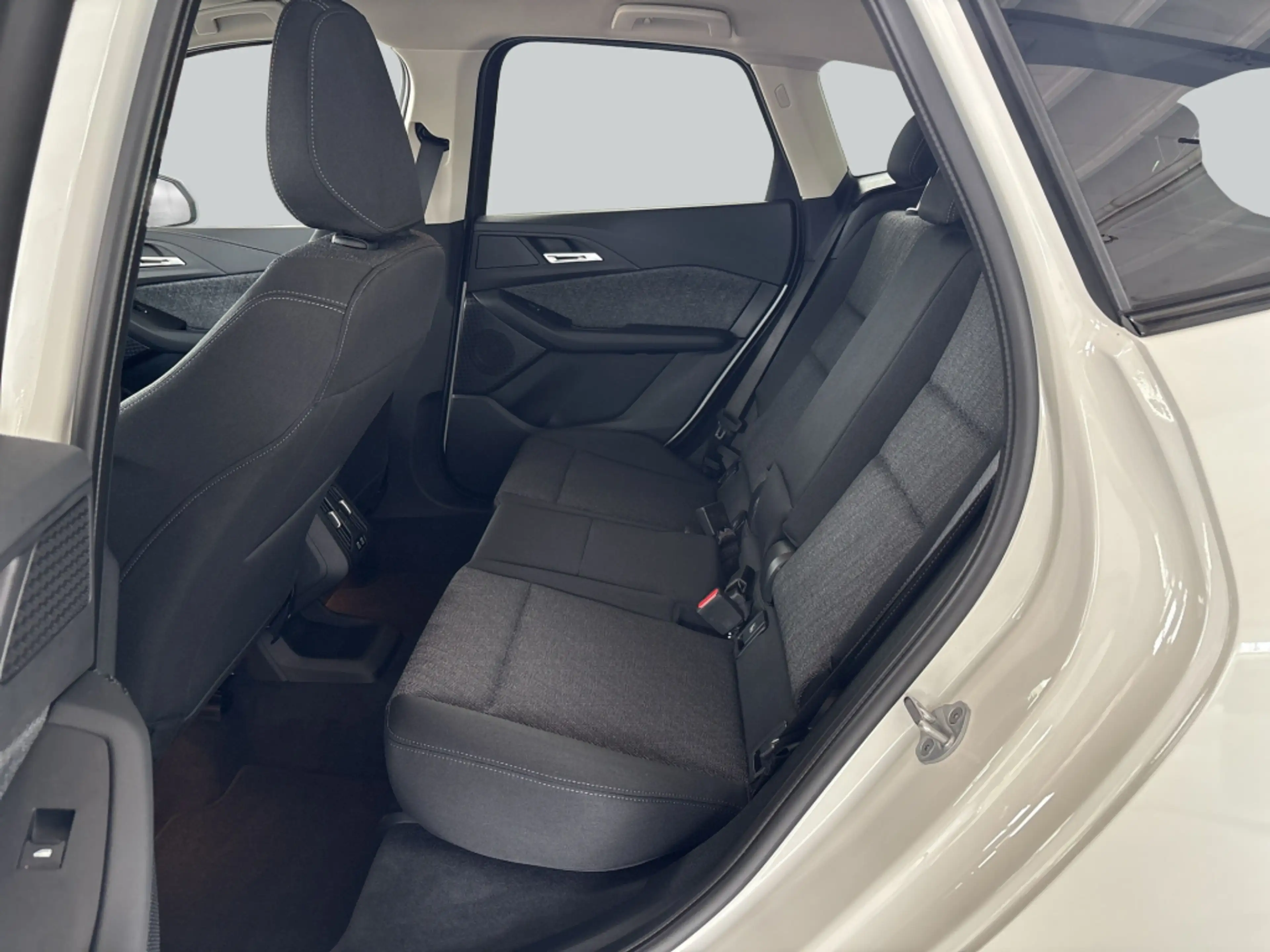 BMW 220 220d Active Tourer Aut. LED* AHK* — photo 12