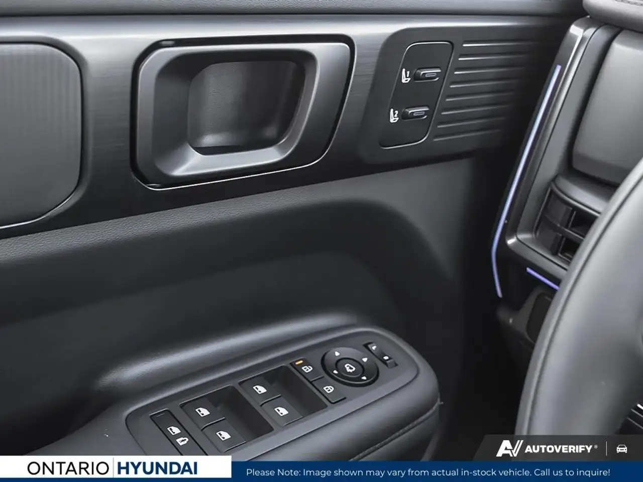 Hyundai SANTA FE photo Hyundai SANTA FE