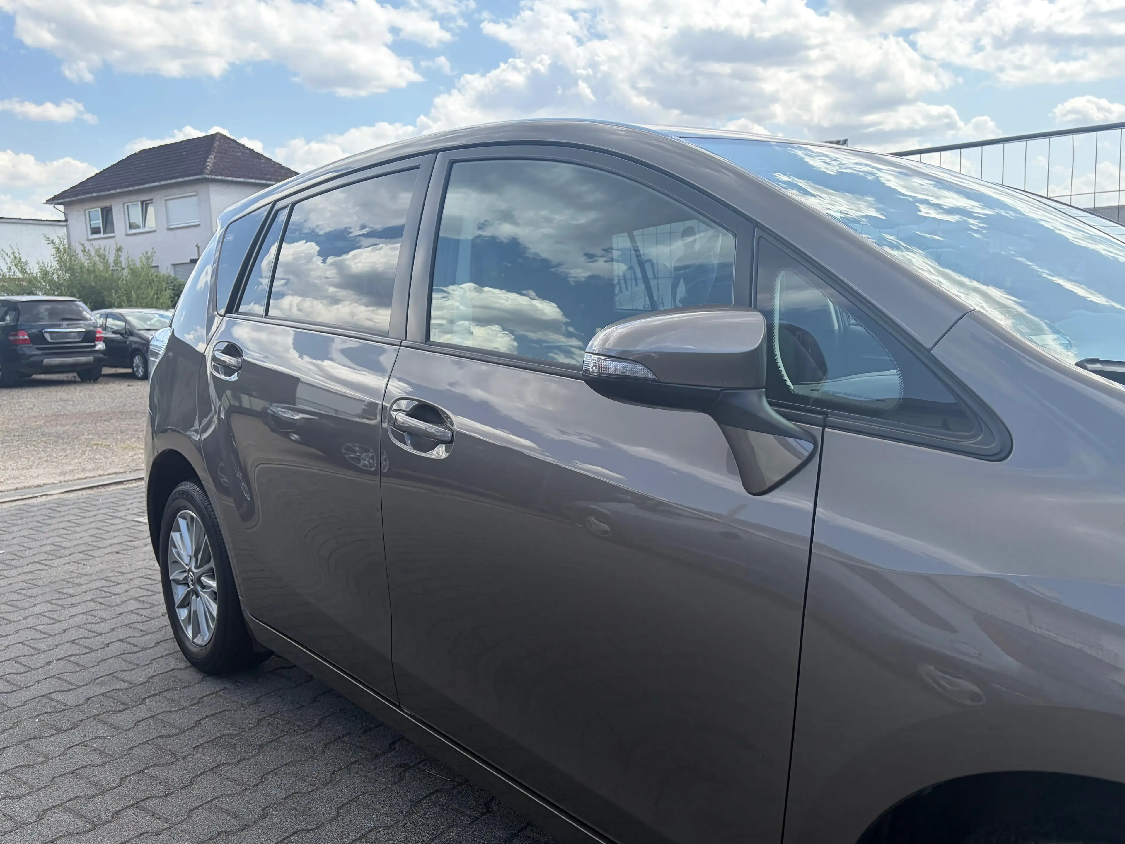 Toyota Verso Kamera*AHK*SHZ*Temp.*Navi*BT*HU/AU Neu*Klima — photo 12