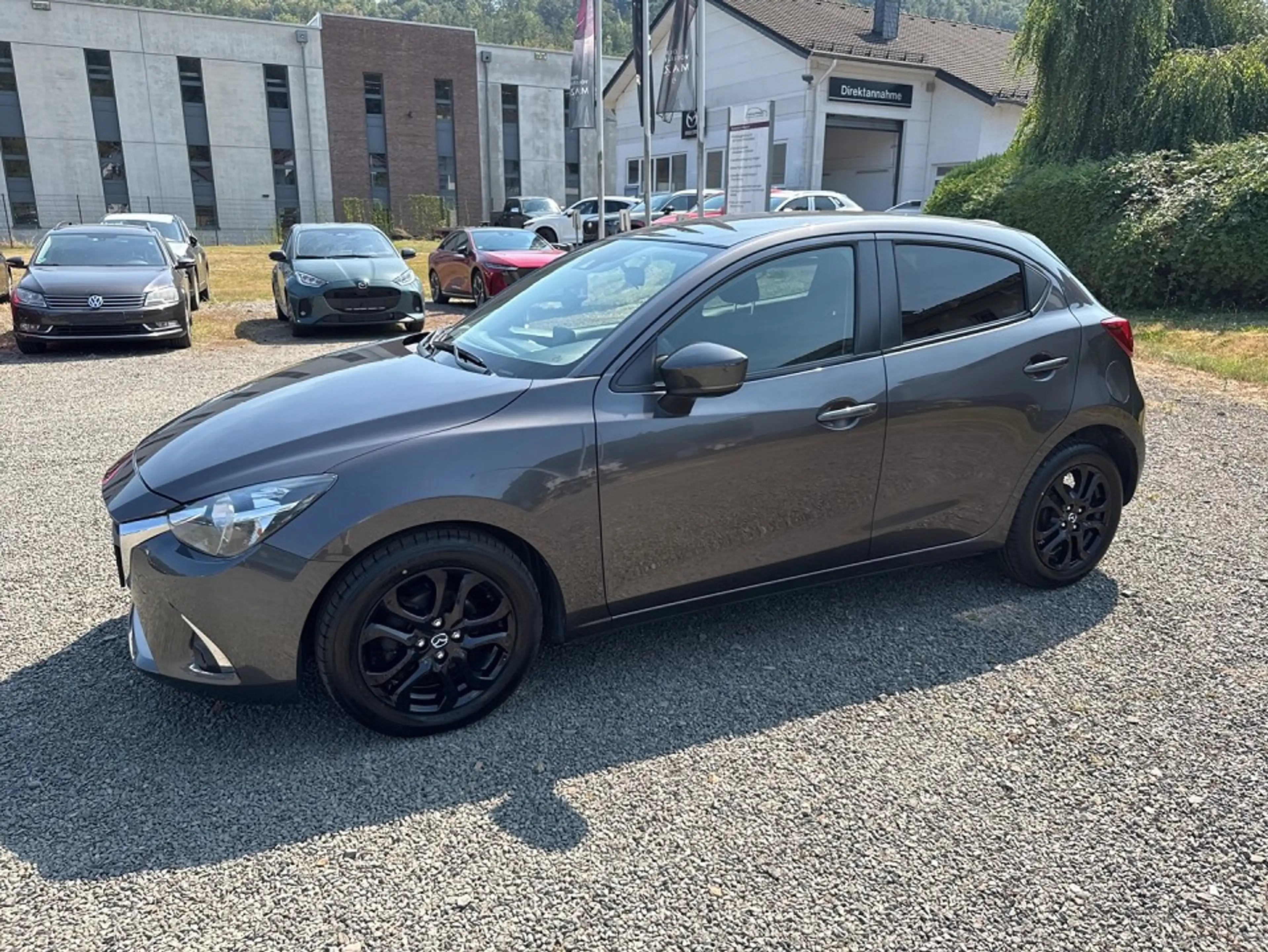 Mazda 2 SKYACTIV-G 90 66 kW (90 PS) Kizoku Navi — photo 2