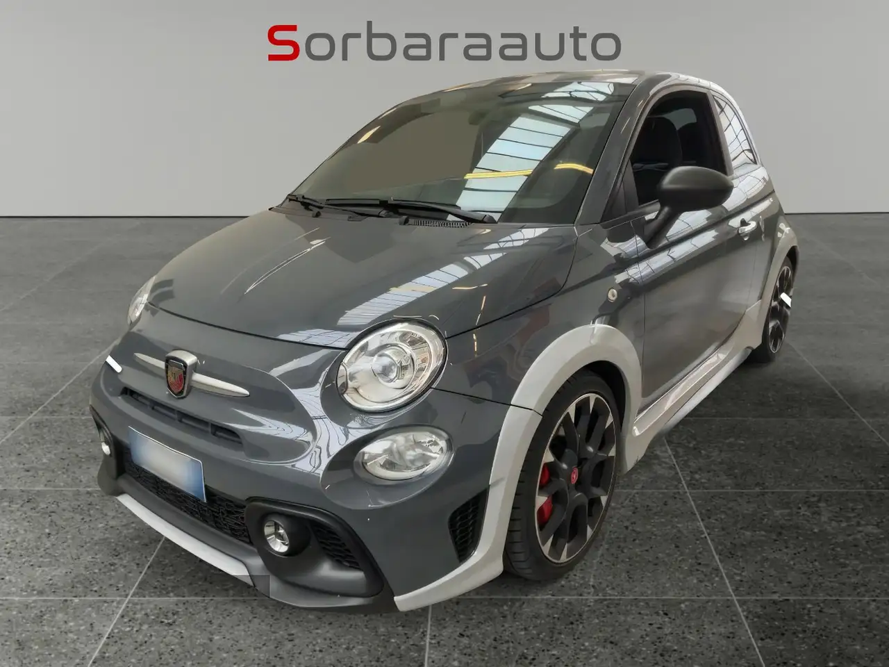 Abarth 695 695 1.4 t-jet 70th 180cv — photo 1 of 1