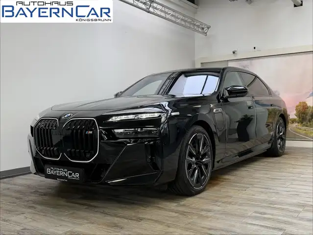 2026 BMW 7 Series in Black for sale