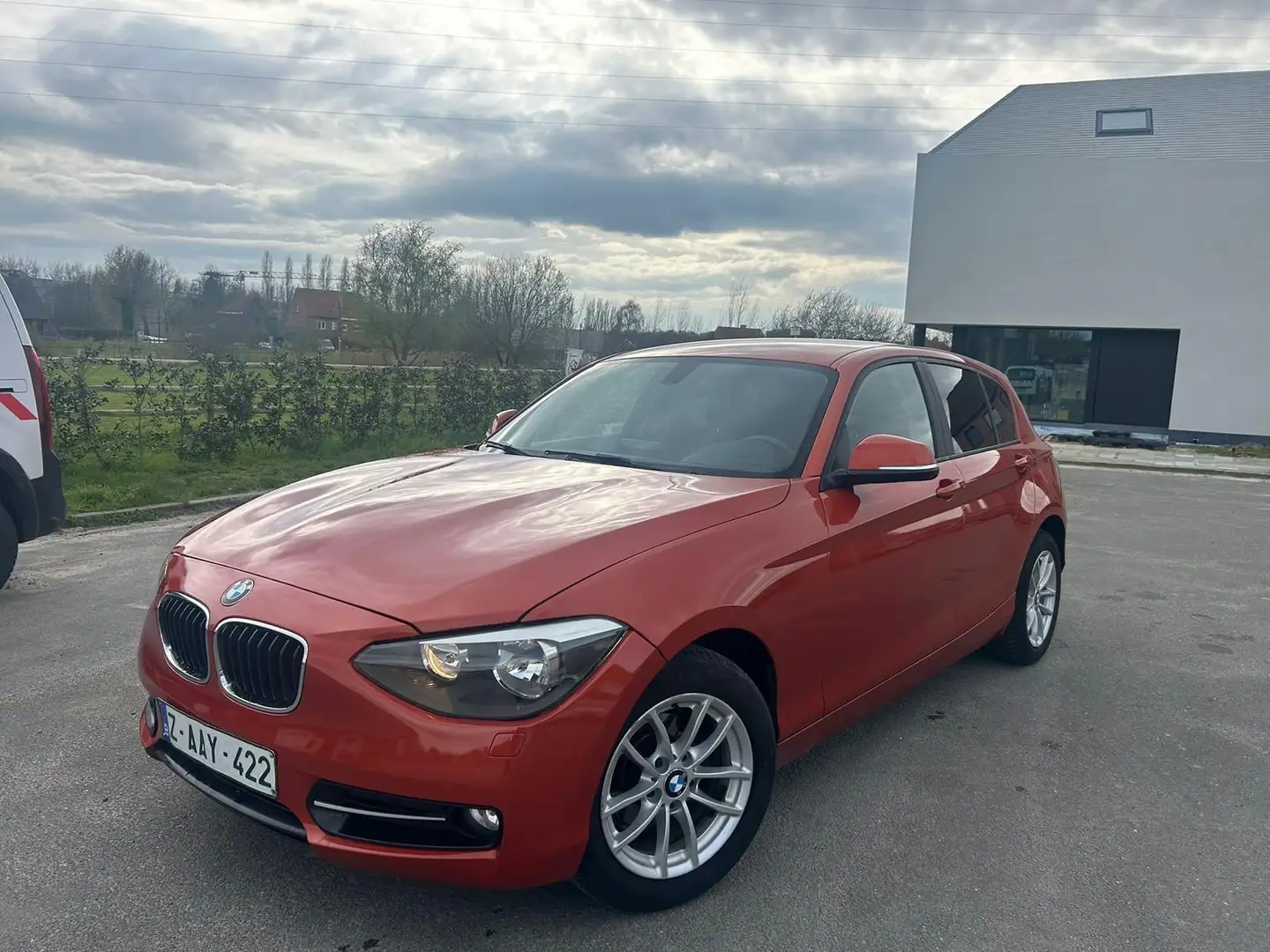 BMW 114 114i 2014 - 1