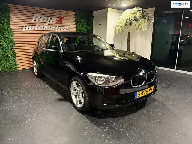 BMW 114 1-serie 114i EDE AIRCO - PDC - NWE APK - KEURIG ON