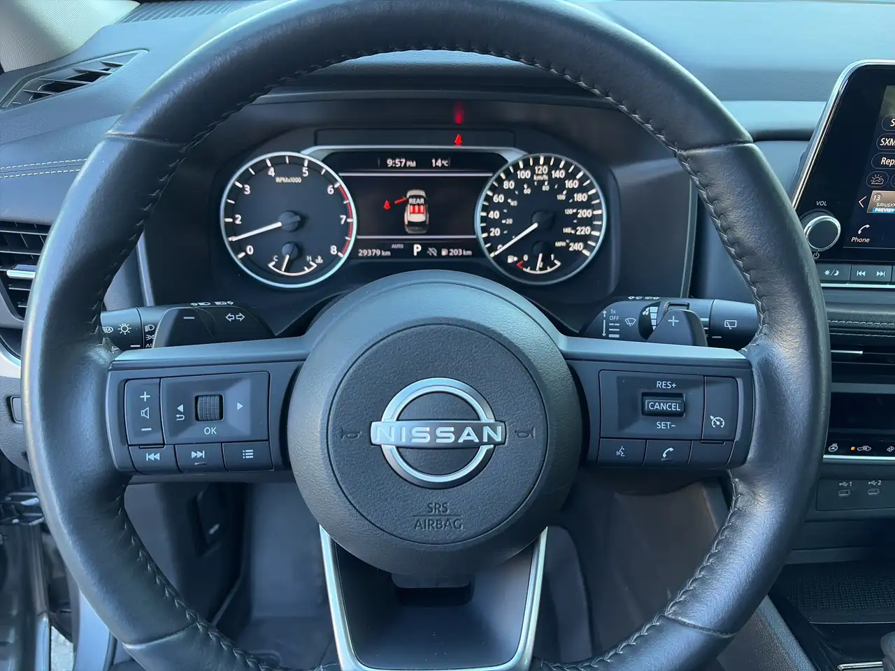 Nissan Rogue снимка Nissan Rogue