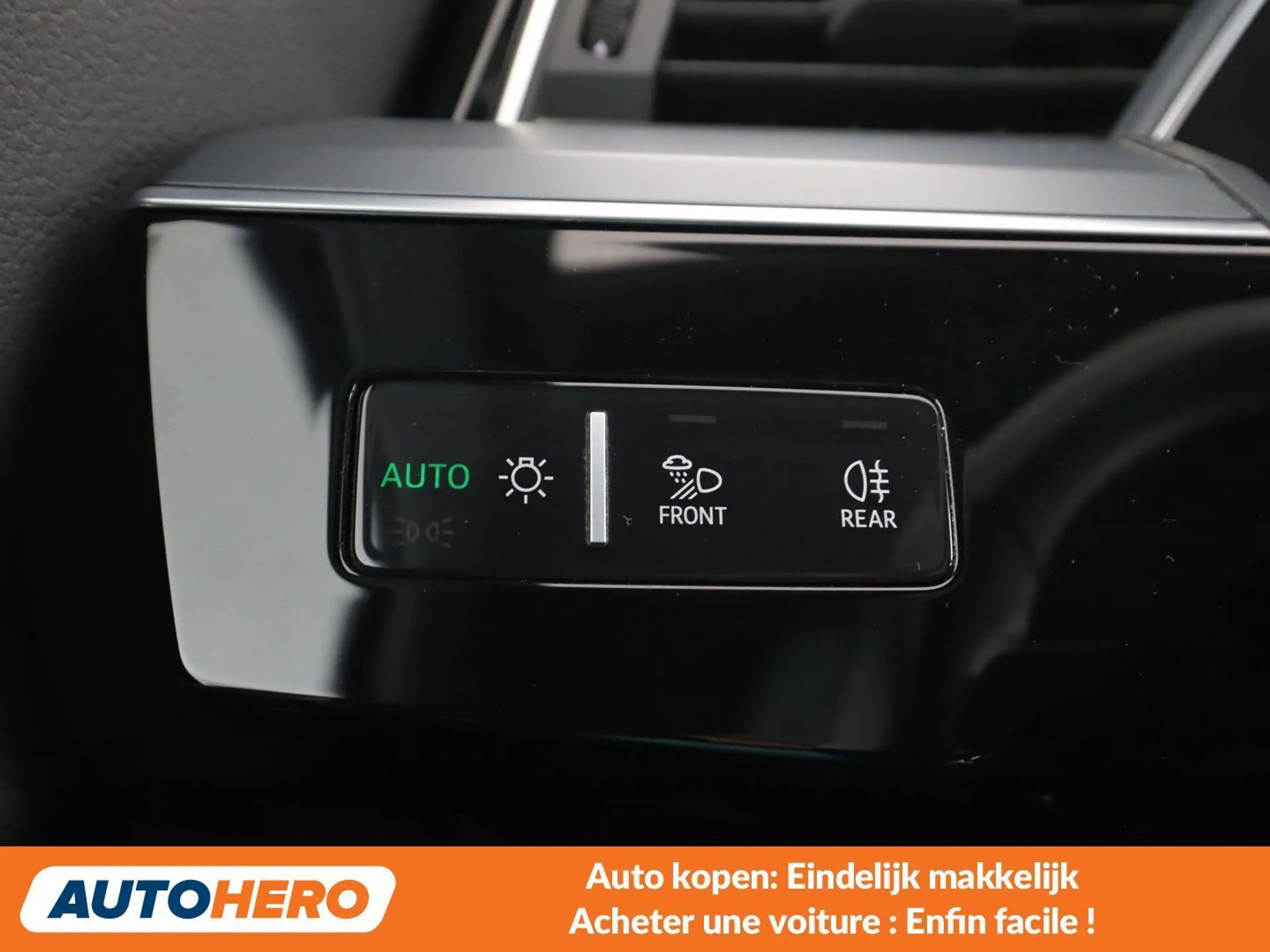 Audi e-tron 55 quattro advanced — photo 14