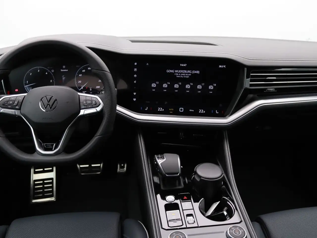 Volkswagen Touareg R-Line Black 3.0 TDI 4M DSG / Pano, AHK 15