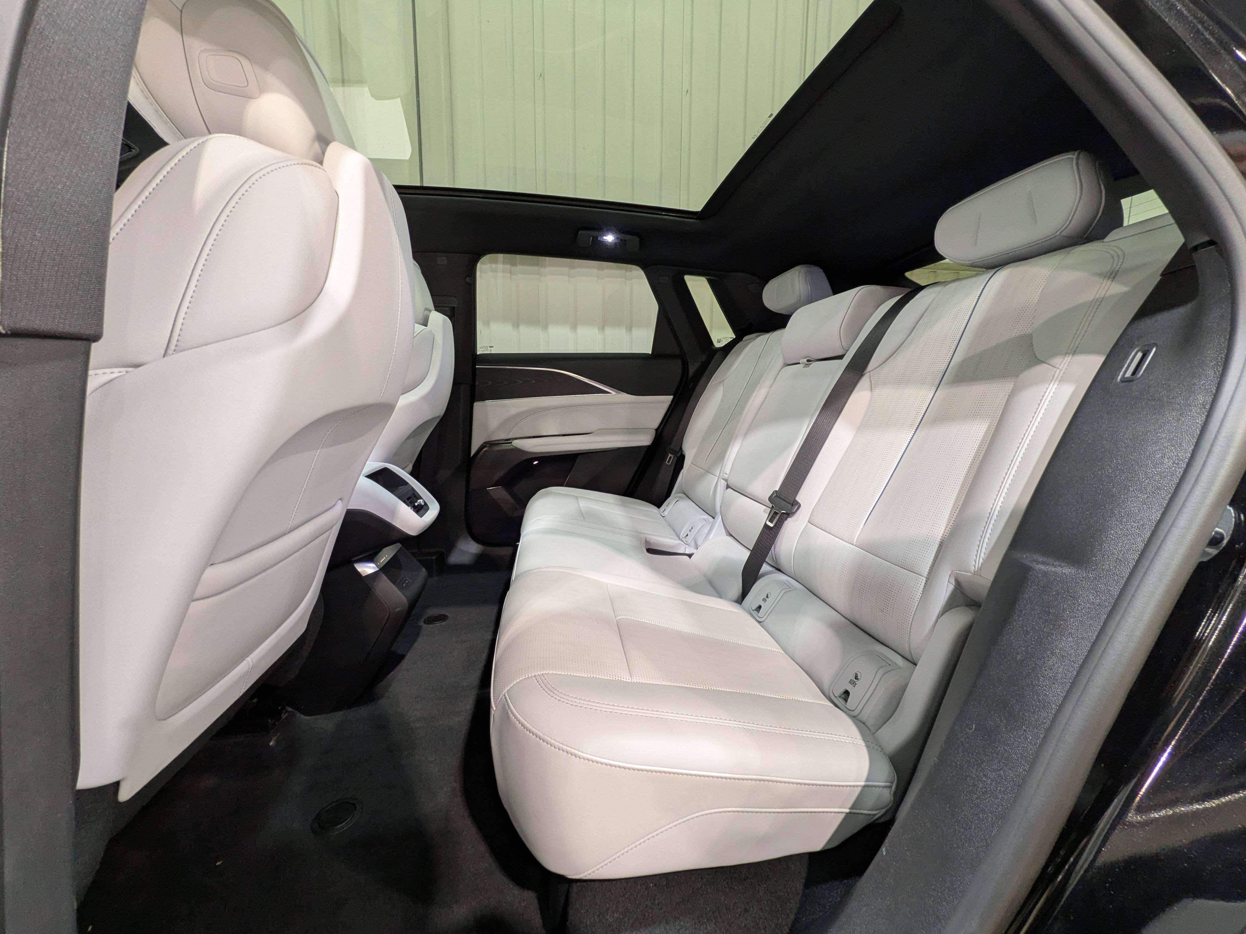 Cadillac LYRIQ 2024
