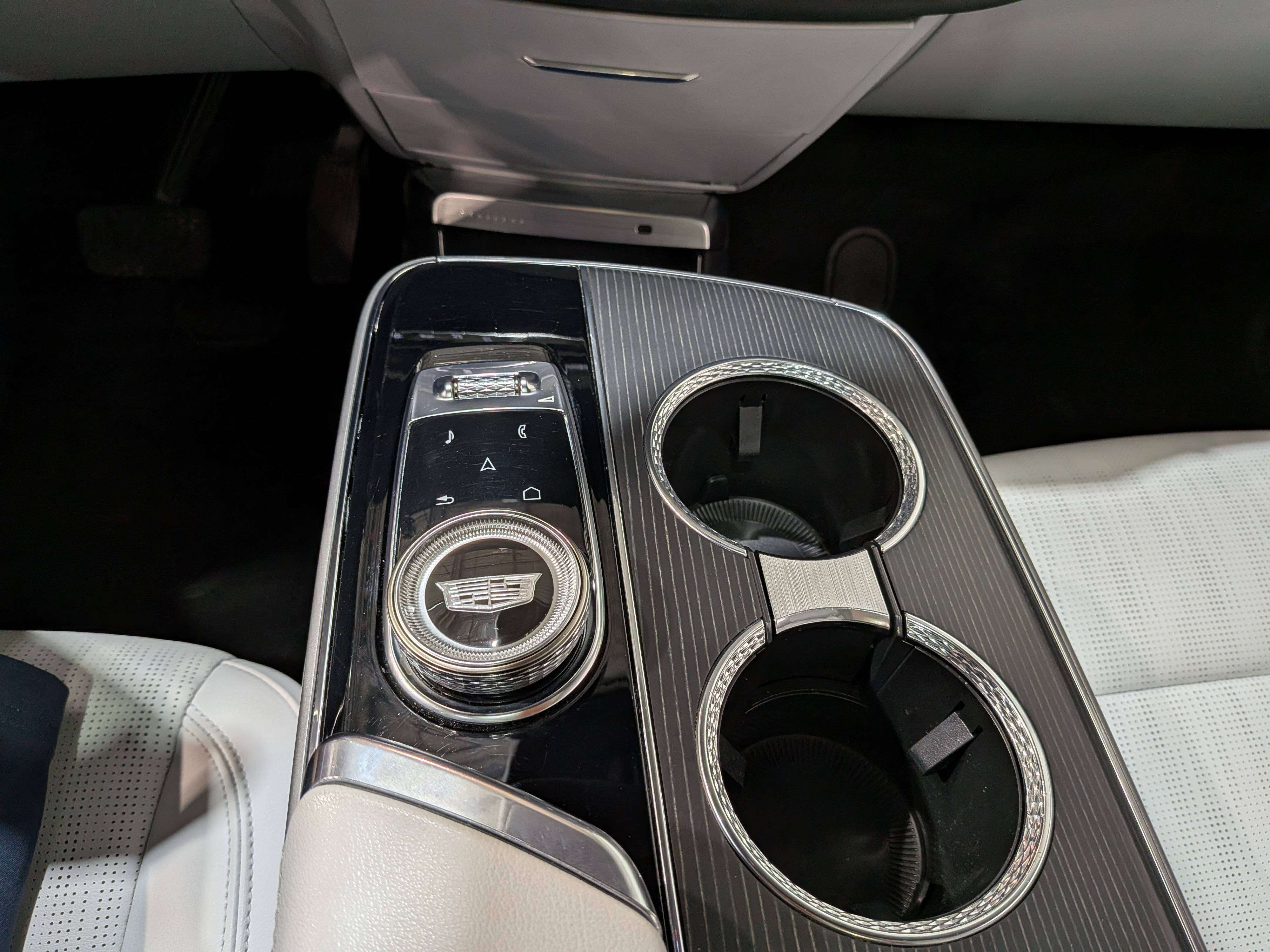 Cadillac LYRIQ 2024