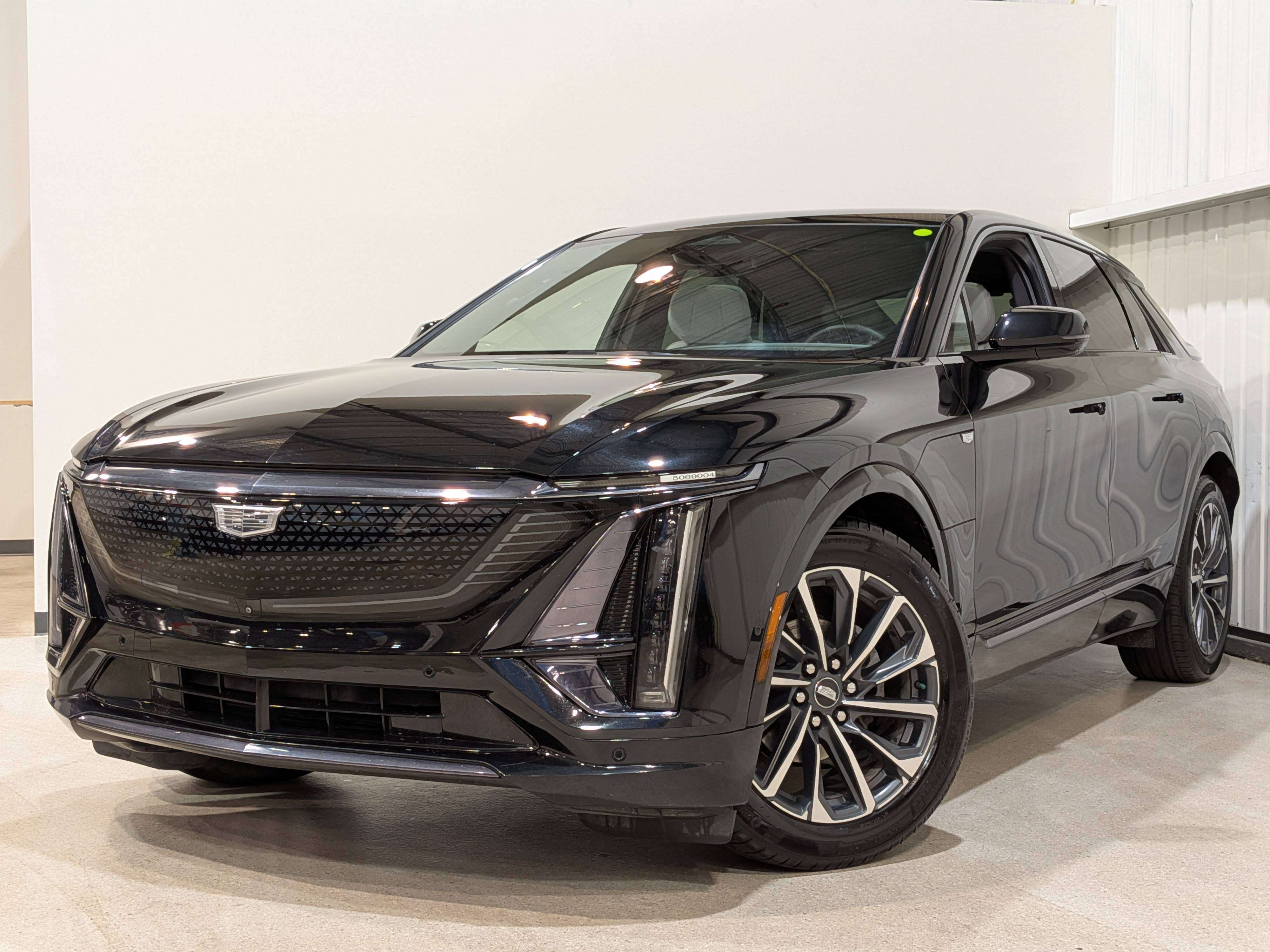 Cadillac LYRIQ 2024