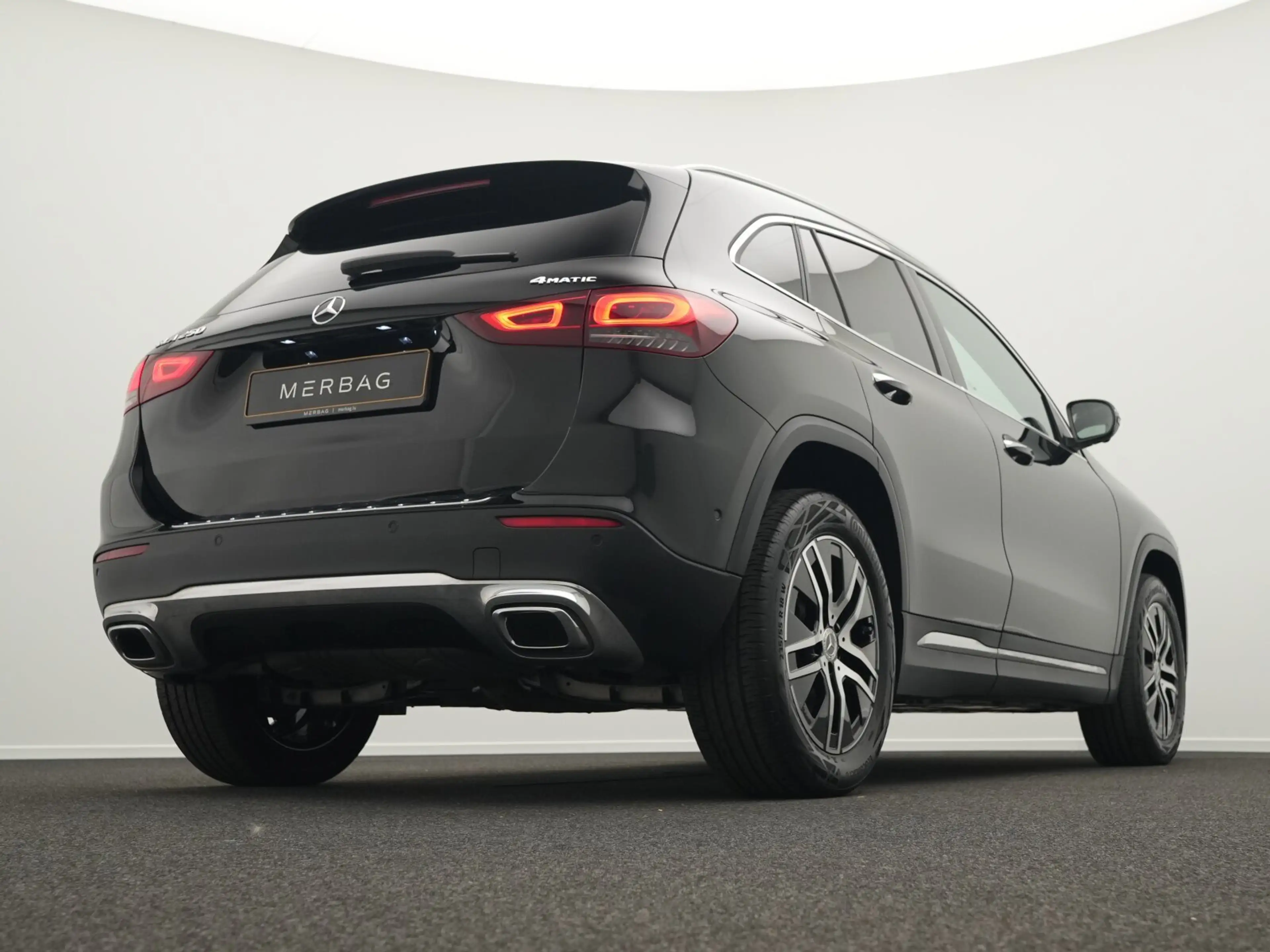Mercedes-Benz GLA 250 GLA 250 4MATIC Progressive-Line Multi+360°+Apple — photo 11