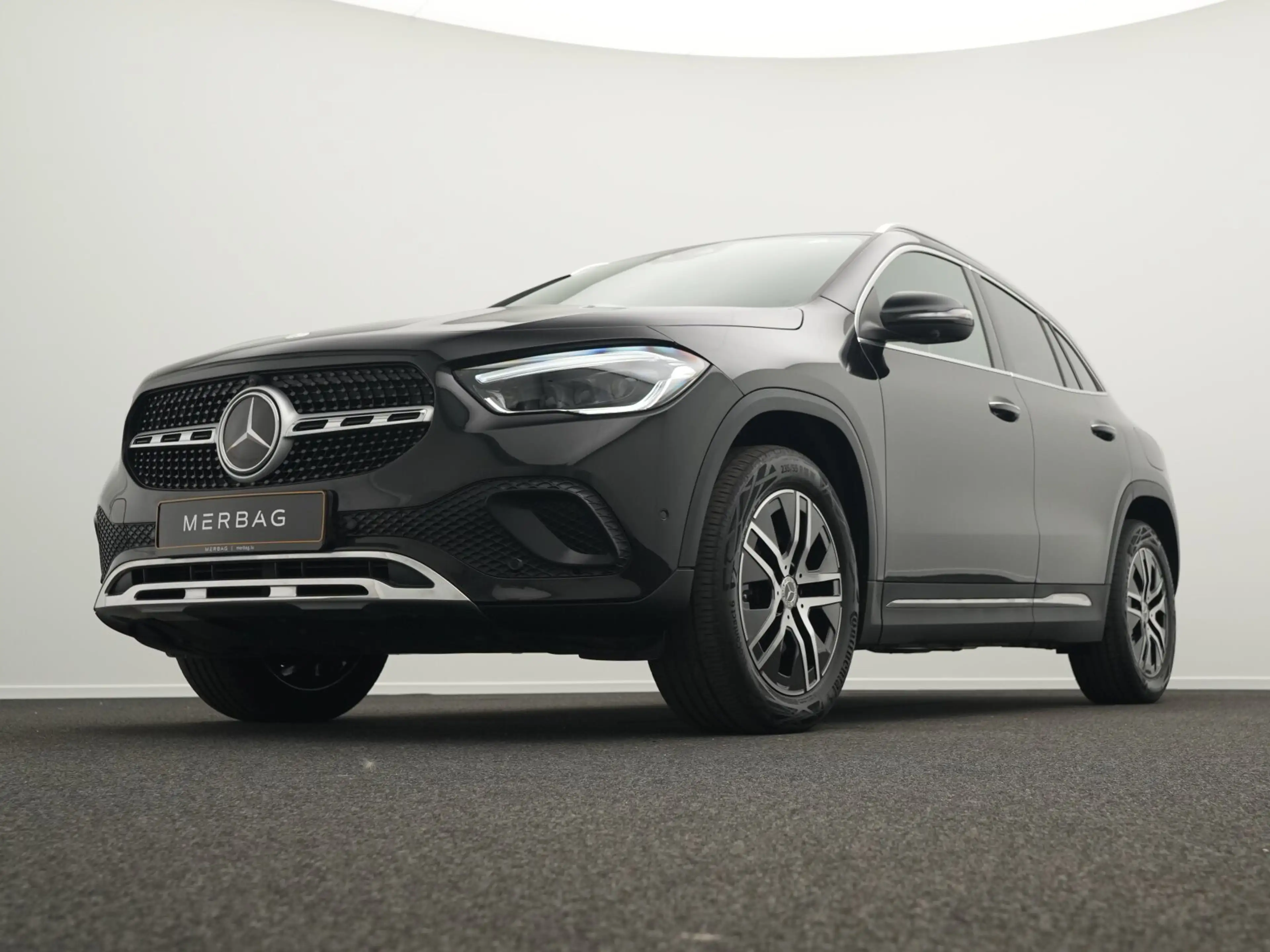 Mercedes-Benz GLA 250 GLA 250 4MATIC Progressive-Line Multi+360°+Apple — photo 10