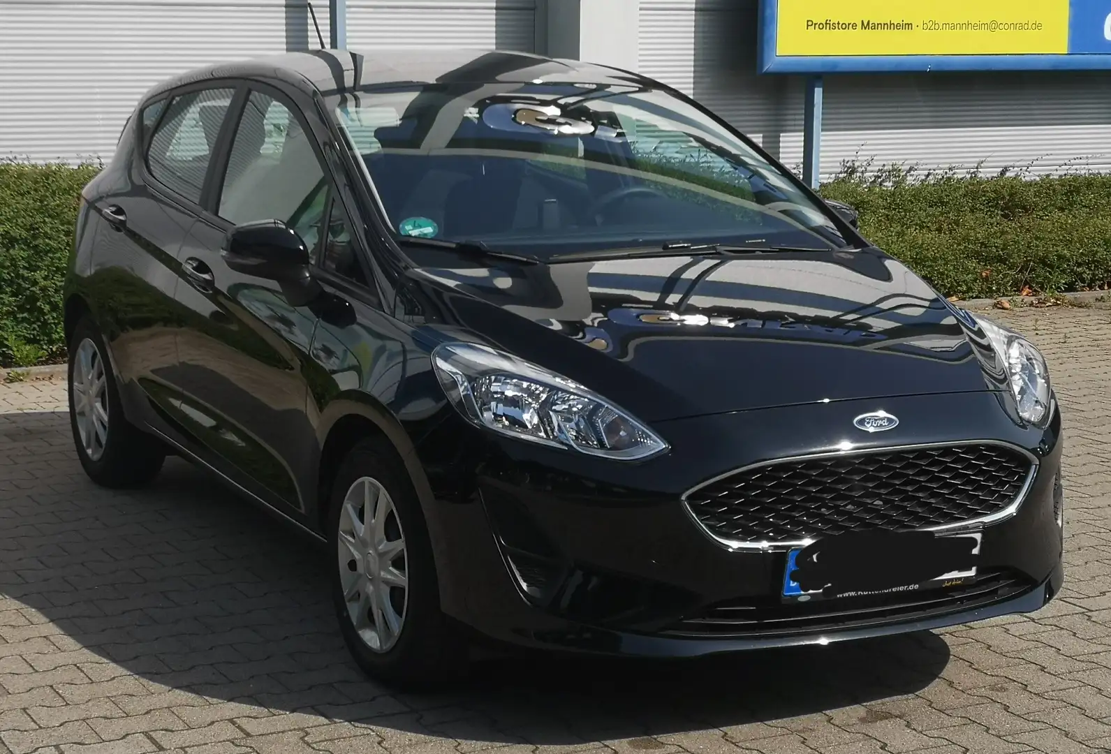 Ford Fiesta Trend Schwarz - 2