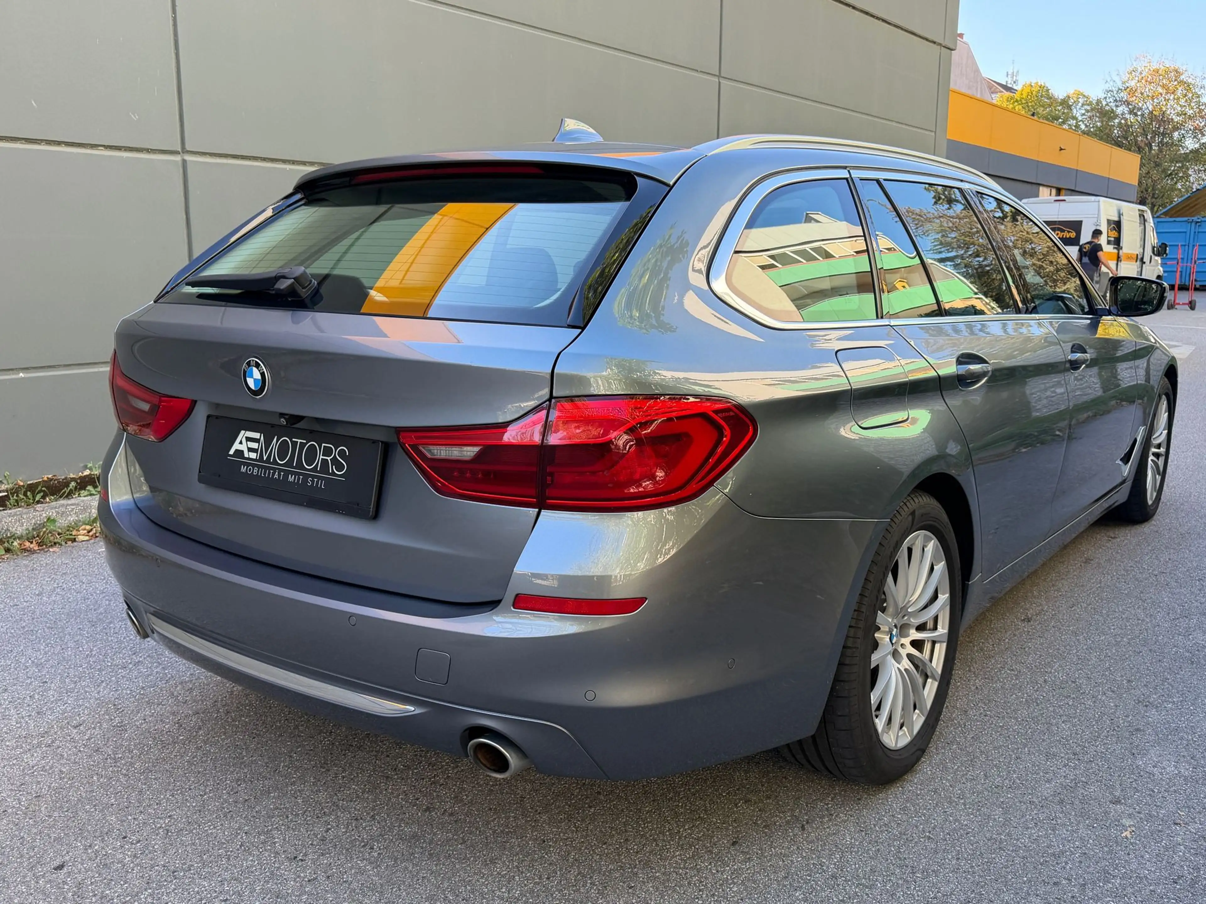 BMW 530 //VOLL//KREDIT-GARANTIE//PANO//LUXURY-LINE// — photo 10