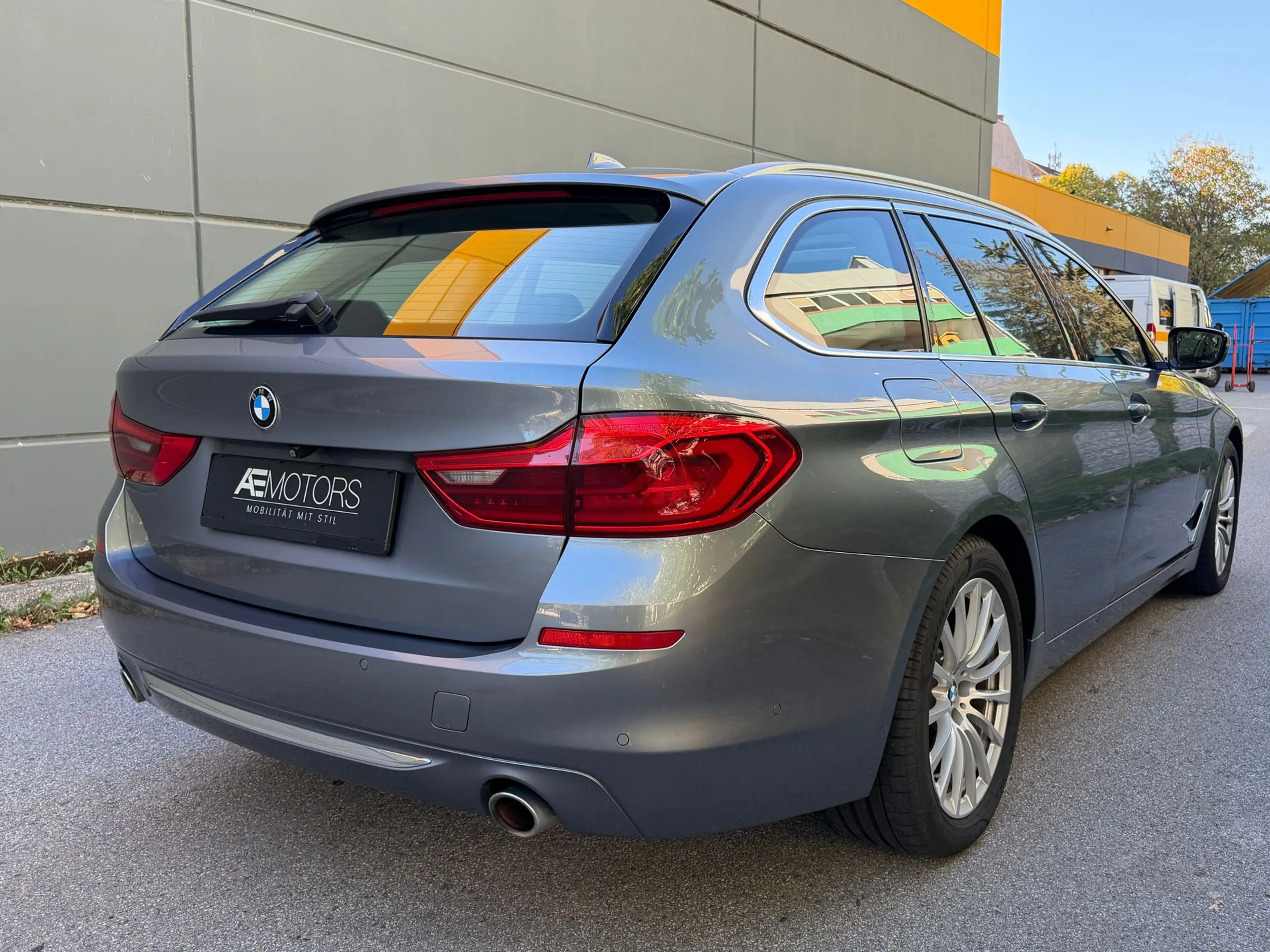 BMW 530 //VOLL//KREDIT-GARANTIE//PANO//LUXURY-LINE// — photo 9