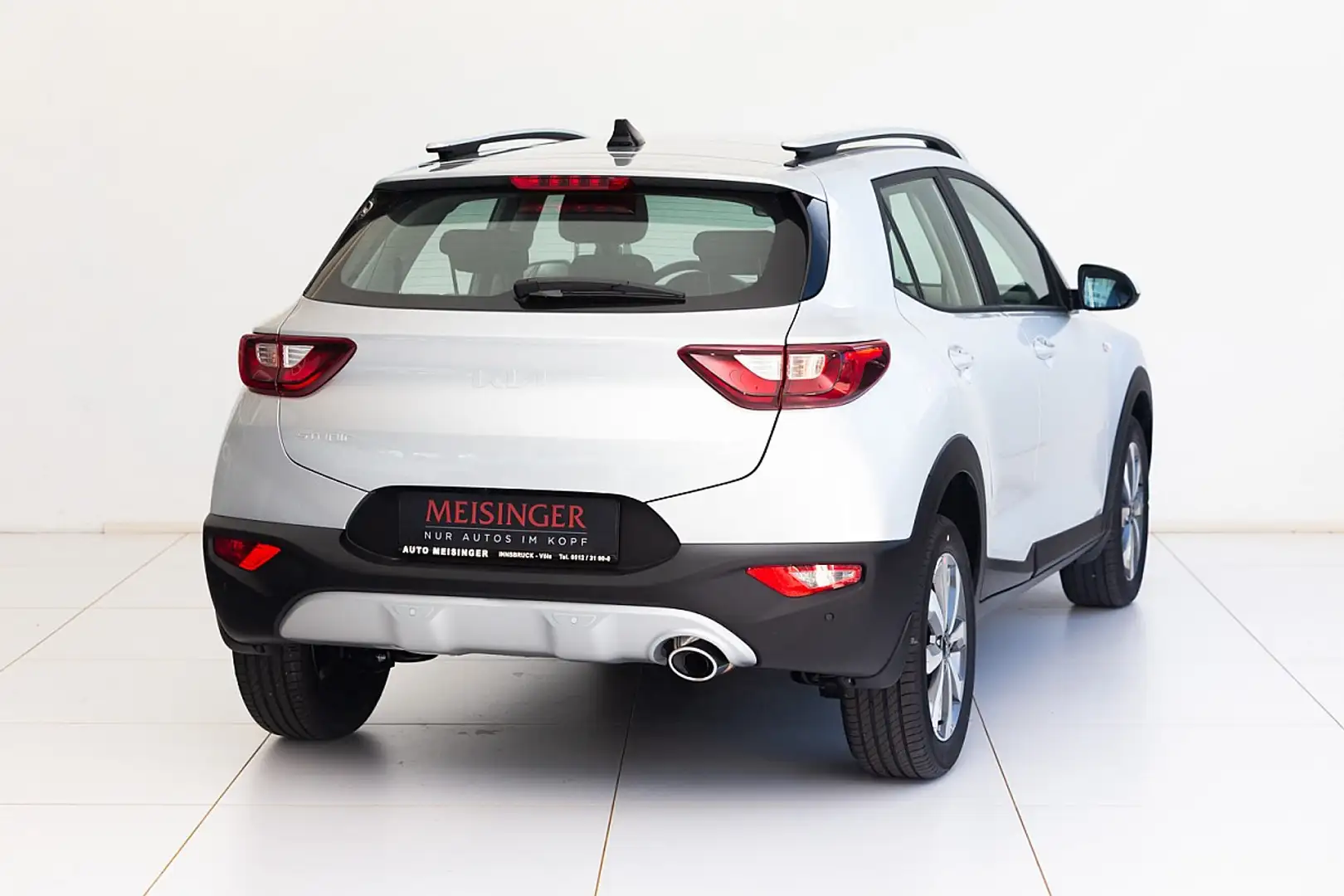 Kia Stonic 1,0 TGDI GPF ISG Silber Silber - 2