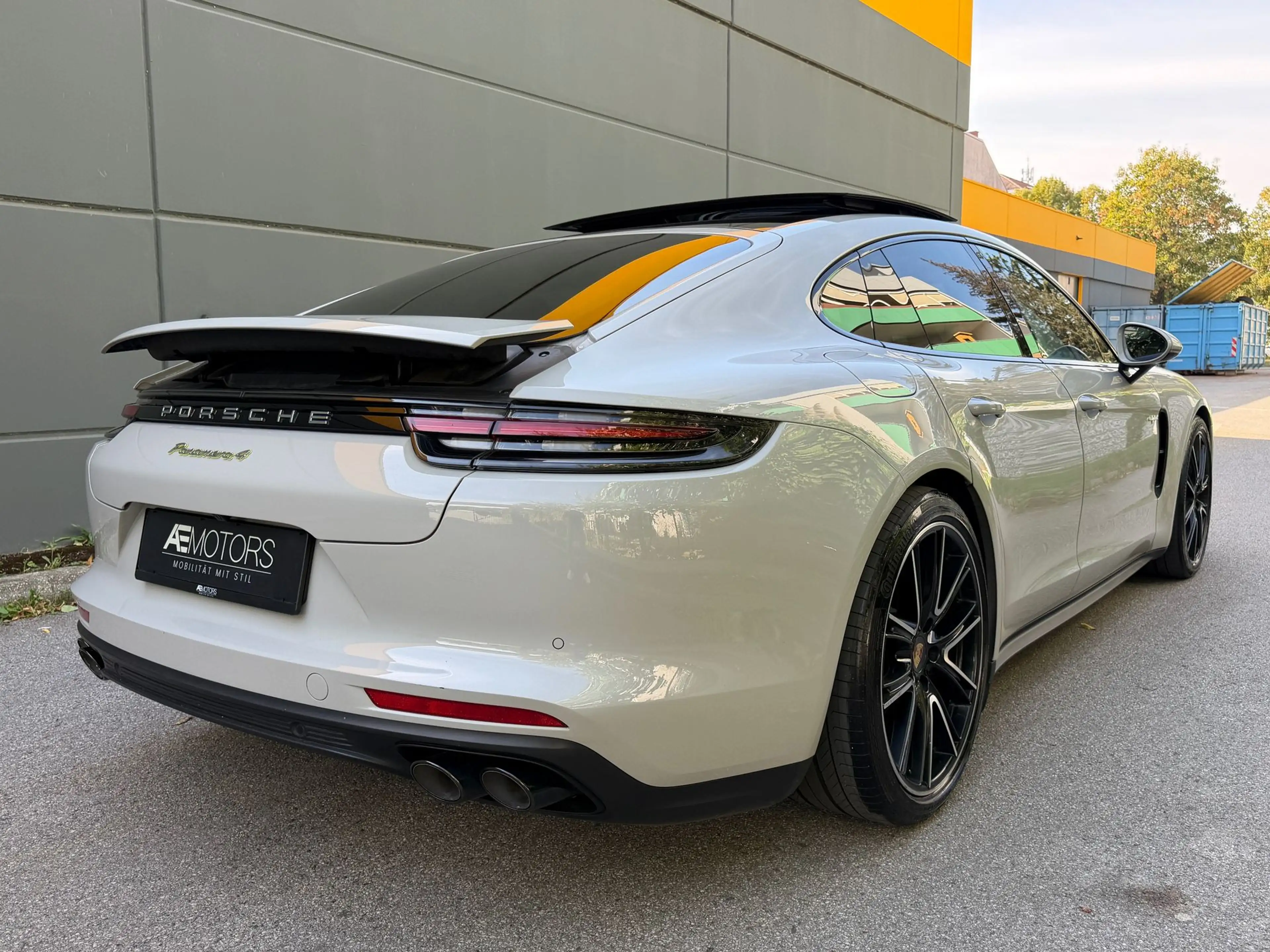 Porsche Panamera //MEGA//PANO//GARANTIE-KREDIT// — photo 9