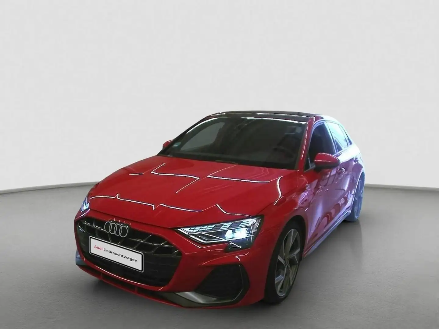 Audi A3 Sportback 35 1.5 TFSI S-tronic S-line AHK Pano Na Rot - 2