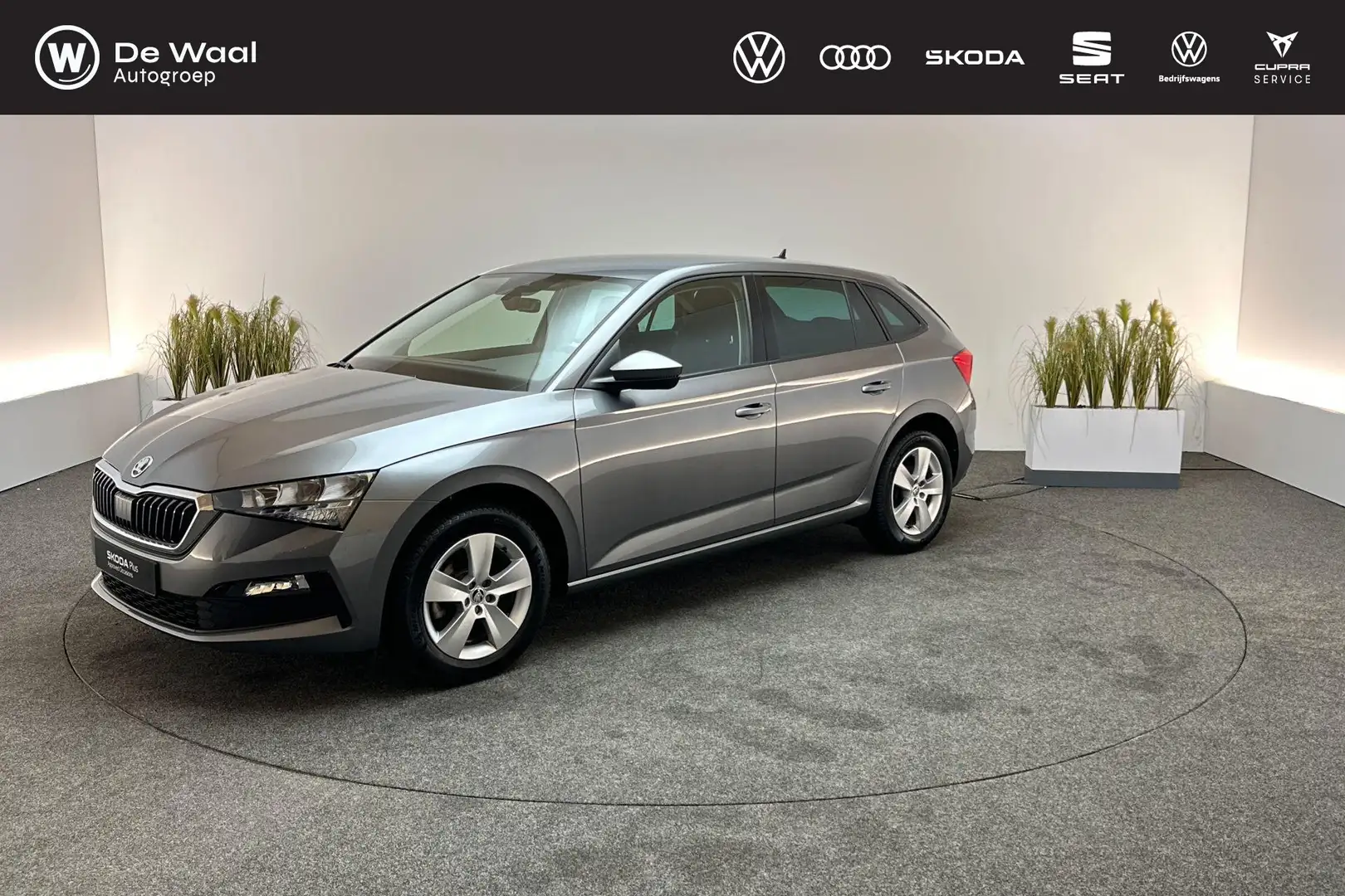 Skoda Scala 1.0 TSI 110pk Ambition | Cruise Control, AppleCarp Grijs - 1