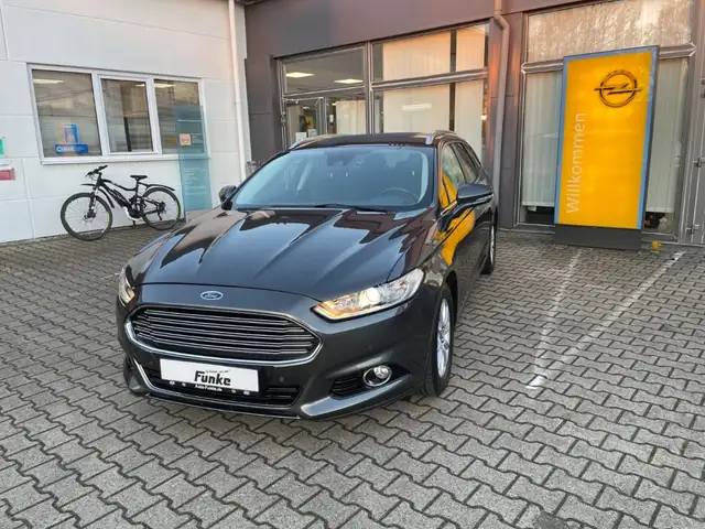 Ford Mondeo Turnier Titanium Navi+Sitzhzg+Carplay+AHK