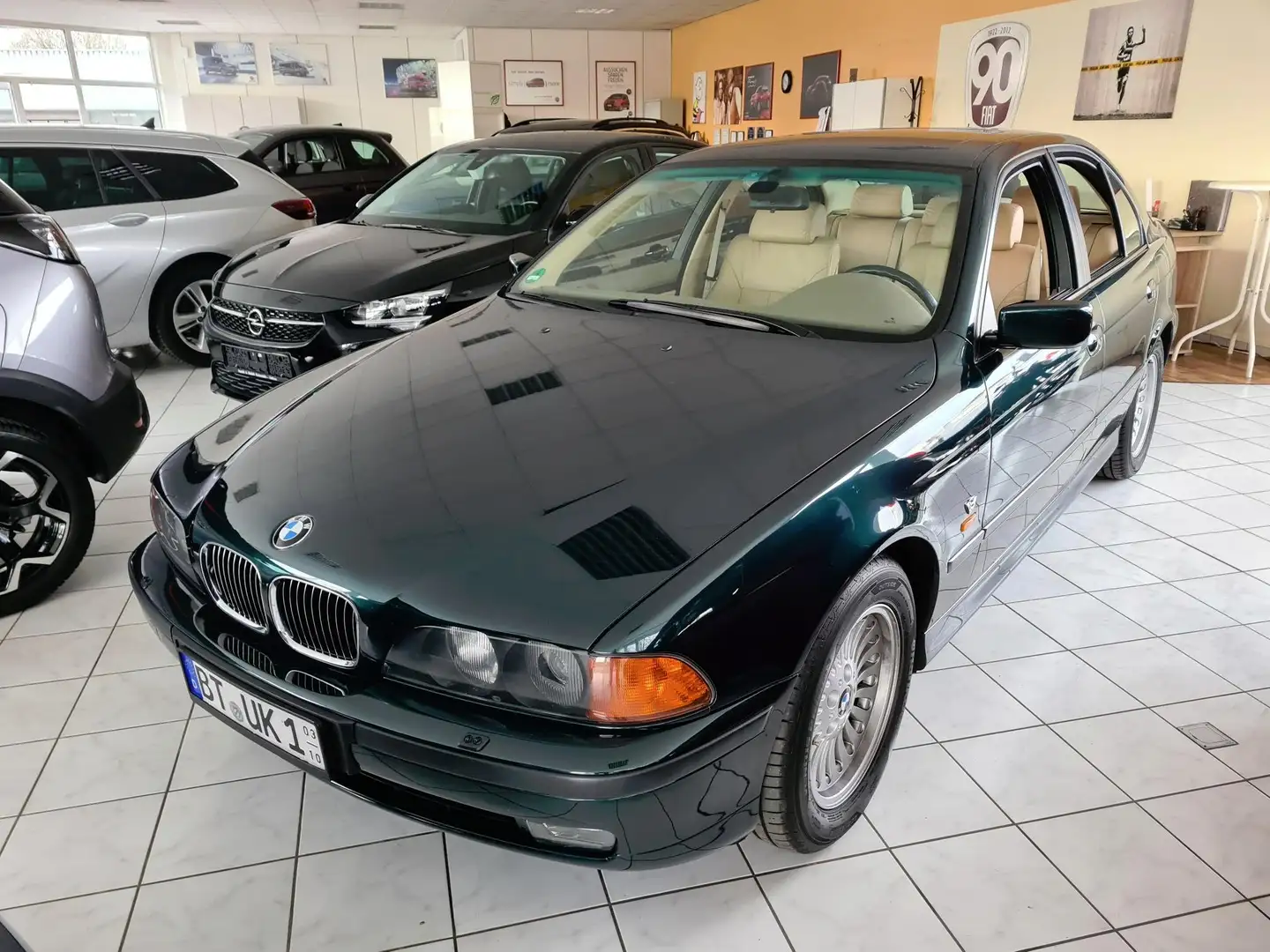 BMW 540 540i V8 zelena - 1